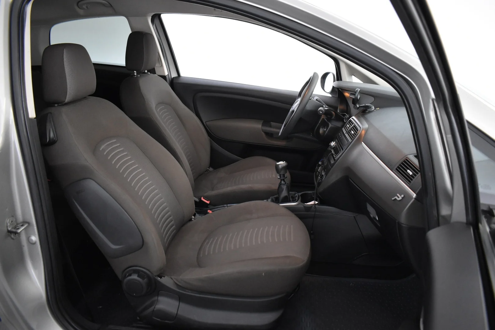 Car Image - 6pRcPJvA3OW694VMF82e8v