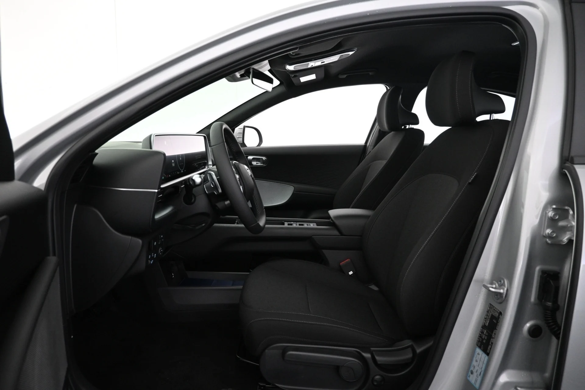 Car Image - 7c4k4r0LDB93WTAa3pS4fr