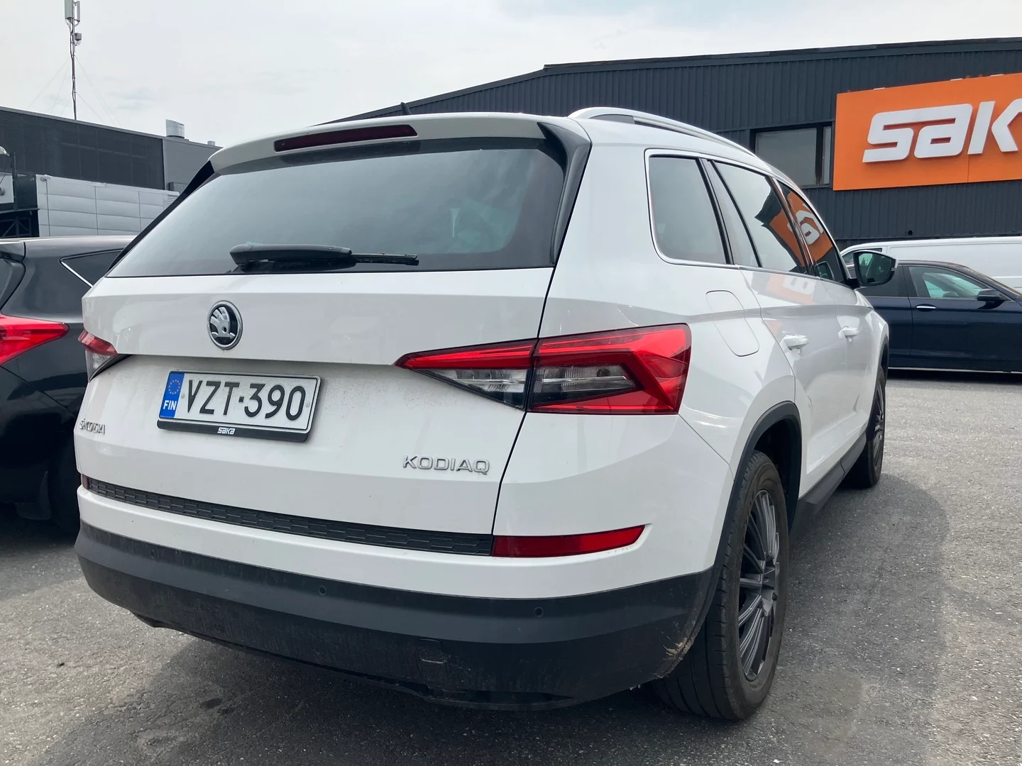 Car Image - qweILXzGtMCY40lCpYY54