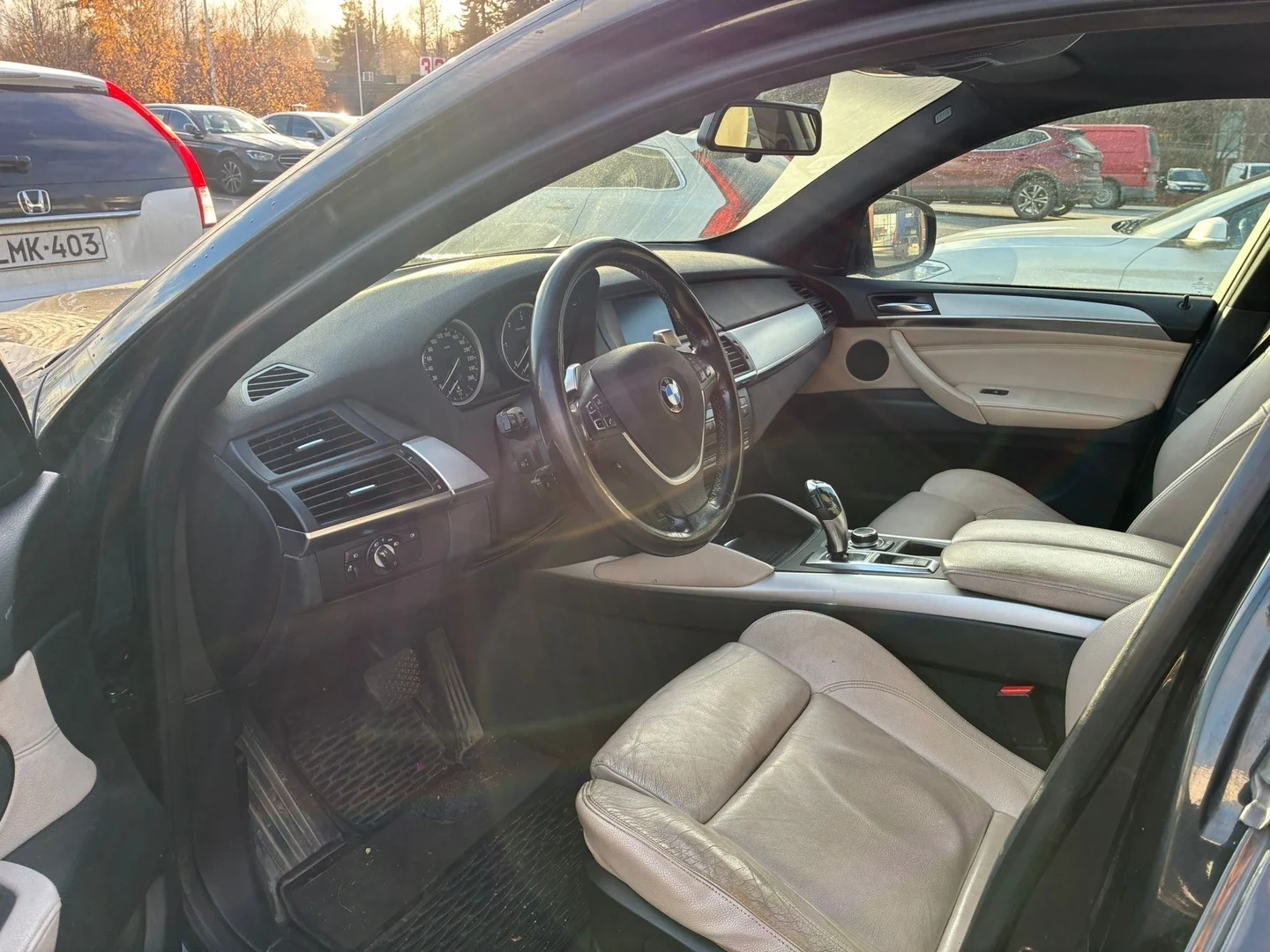 Car Image - 3oDuF9l9RkKut2QJjtGTq7