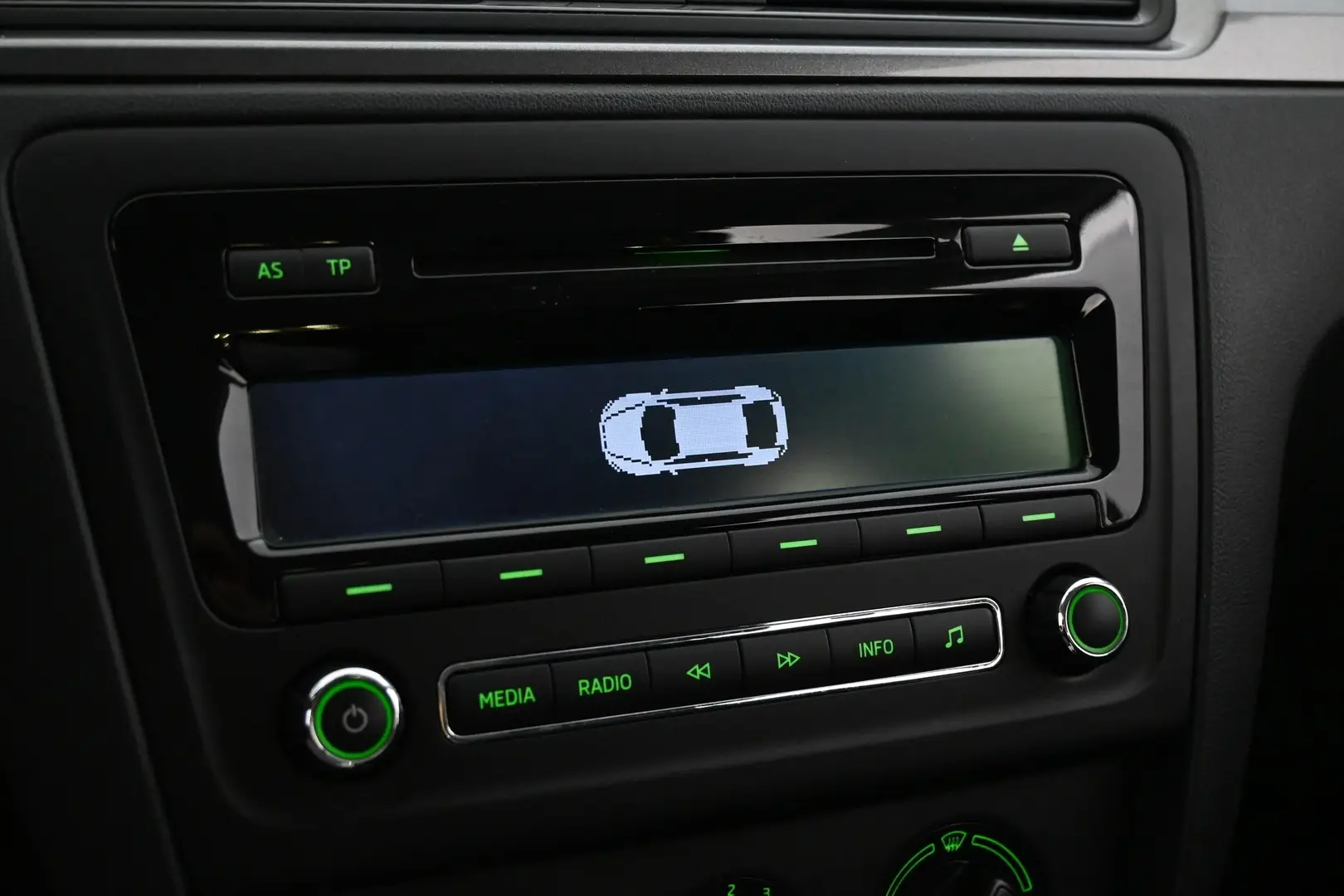 Car Image - 4F5BYQqLp1x2IHsR5lV7FD