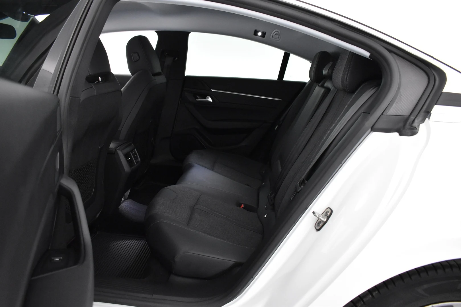 Car Image - ut5fq1Z5hH4C8EnIFZ6qM