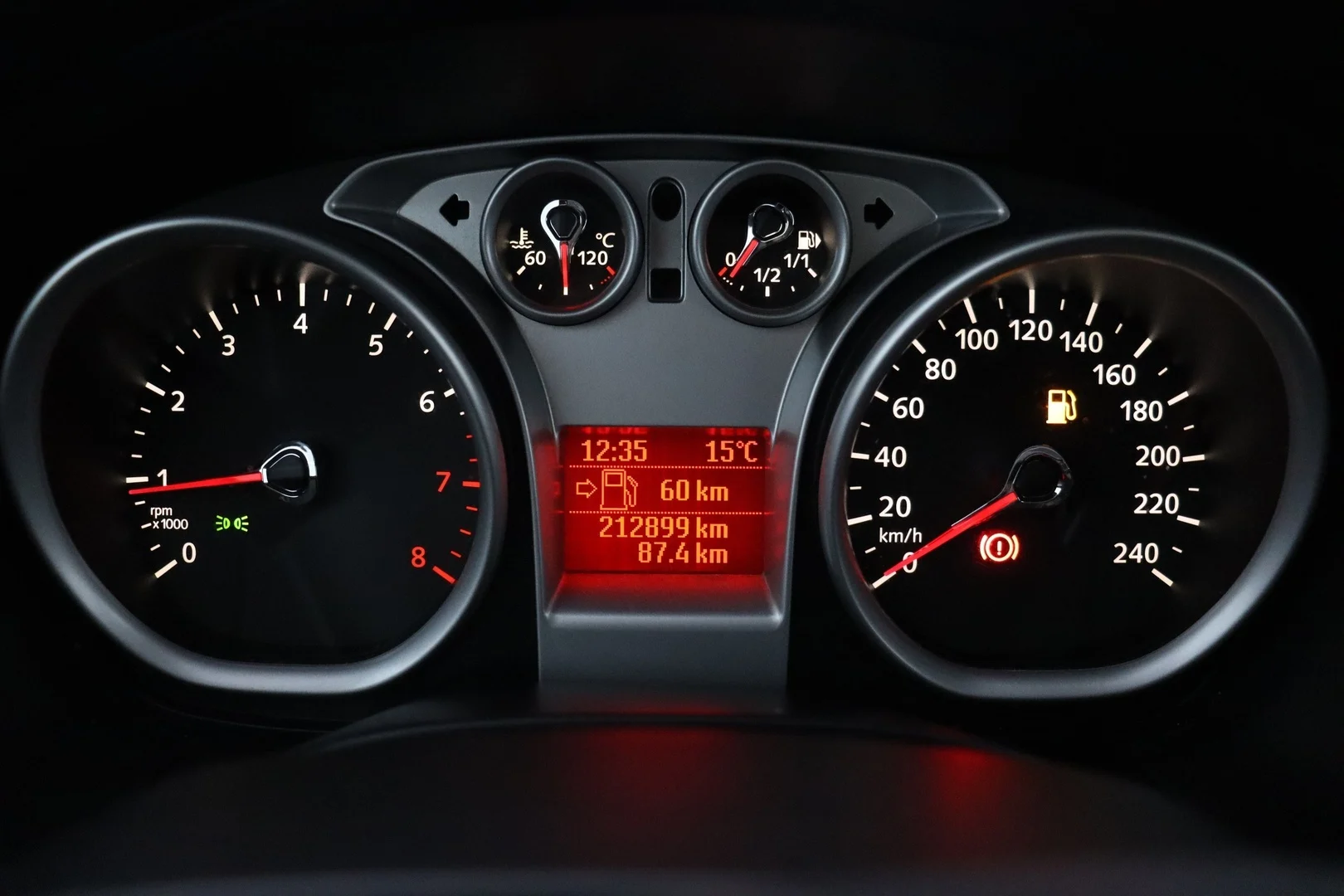 Car Image - 10SvRb8Pb93eFhZncLlq2u
