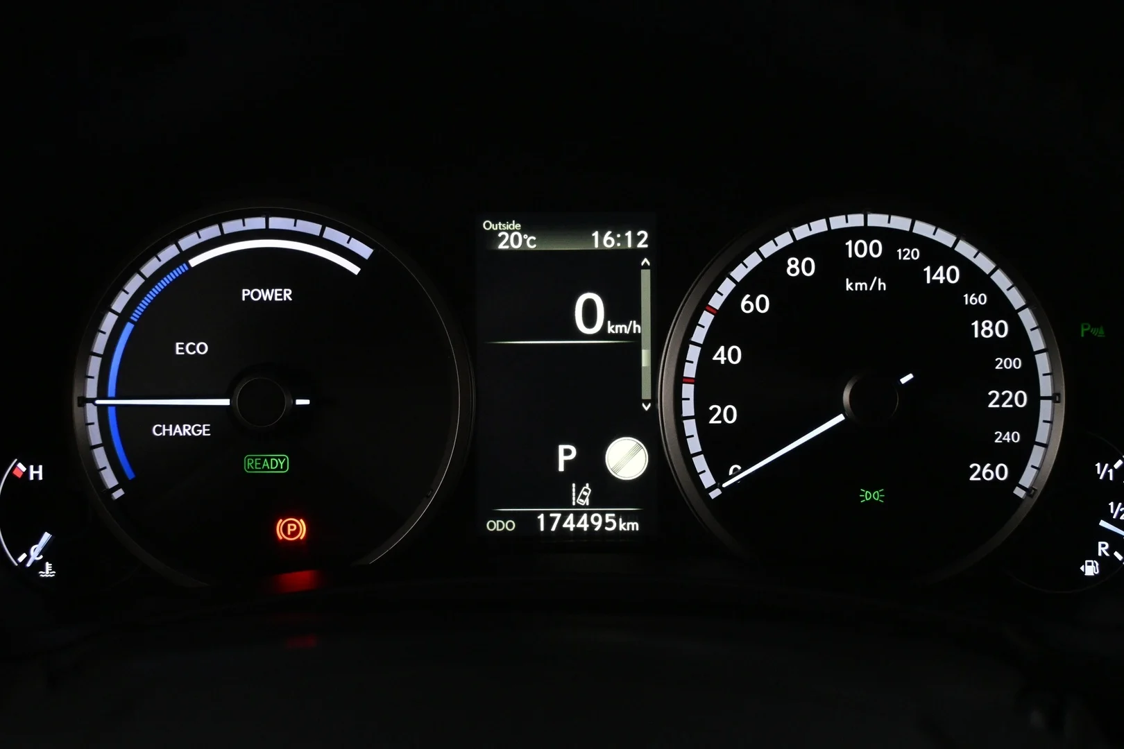 Car Image - 5WAv8O9Ei6CsI8p5bpp0bM