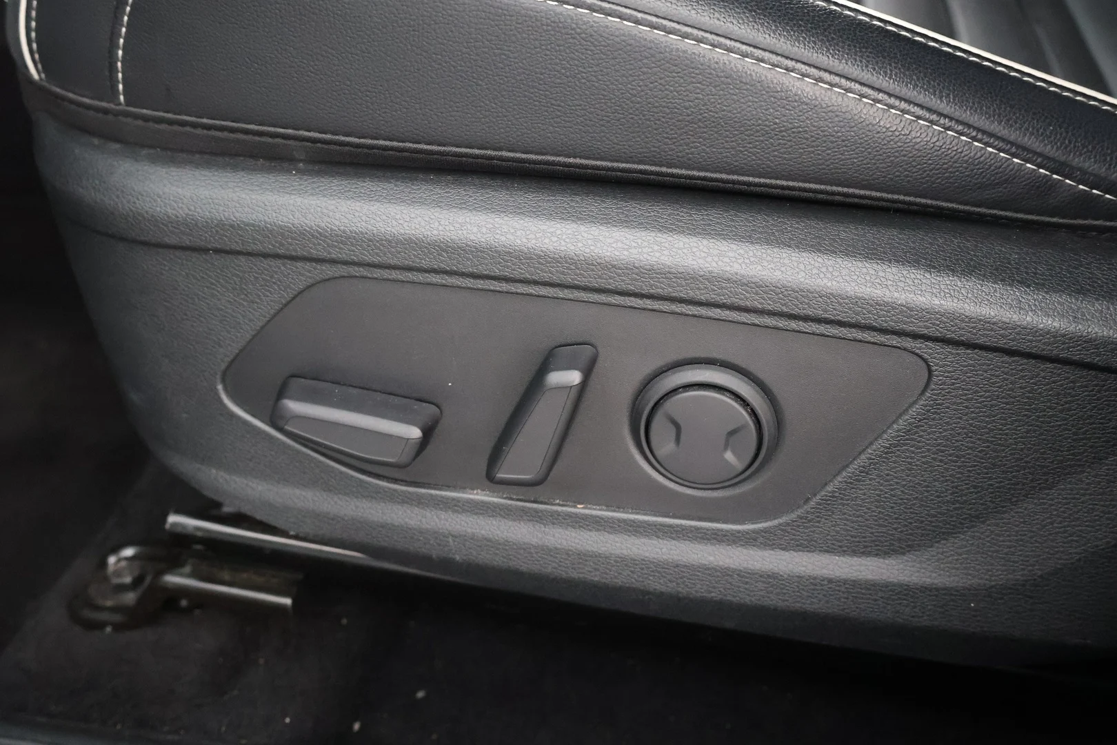 Car Image - 1yqdAczyaTzx3g9MVCuj0G