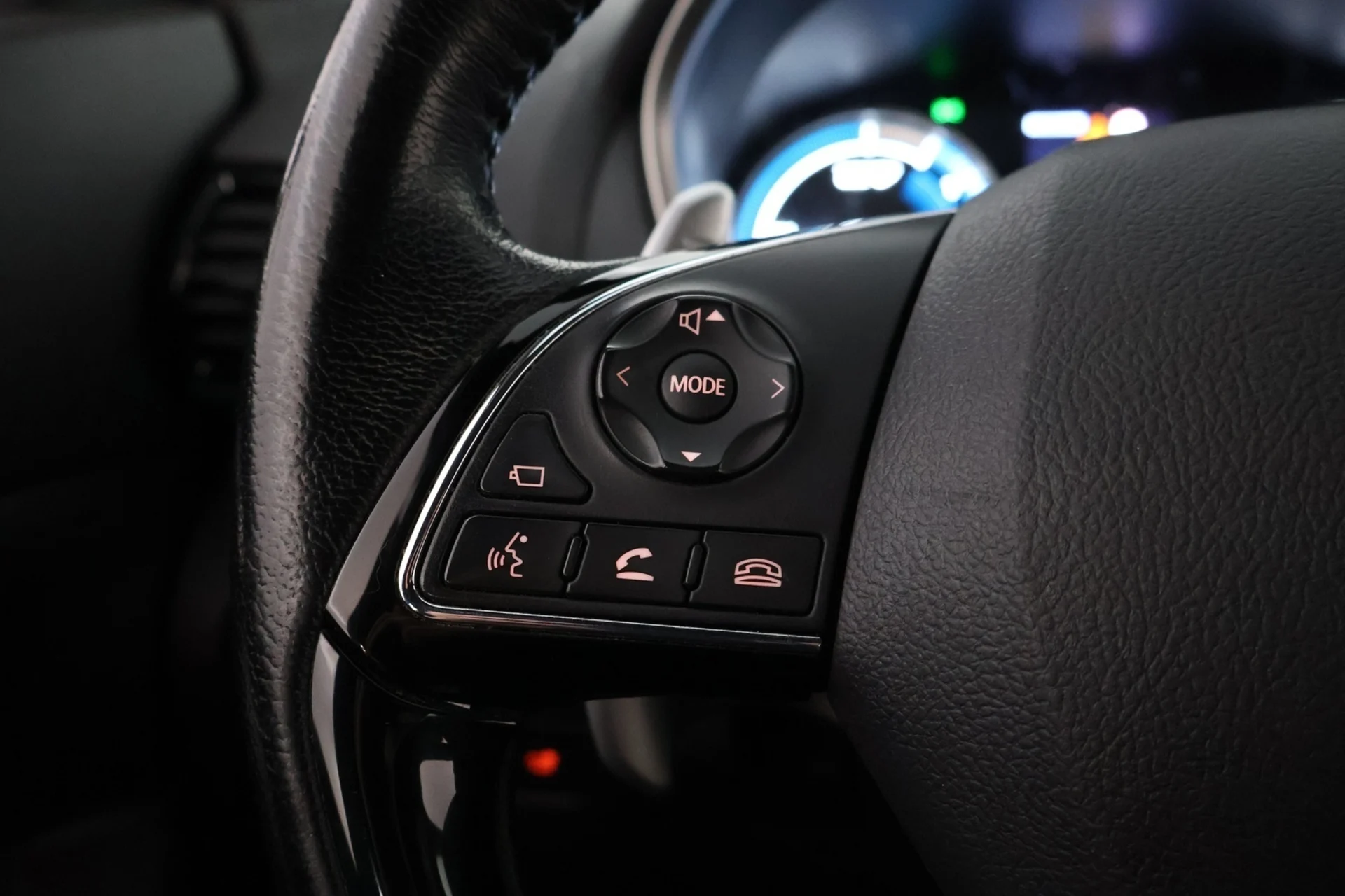 Car Image - 57lgSg5zSKsisOxizvsLuq