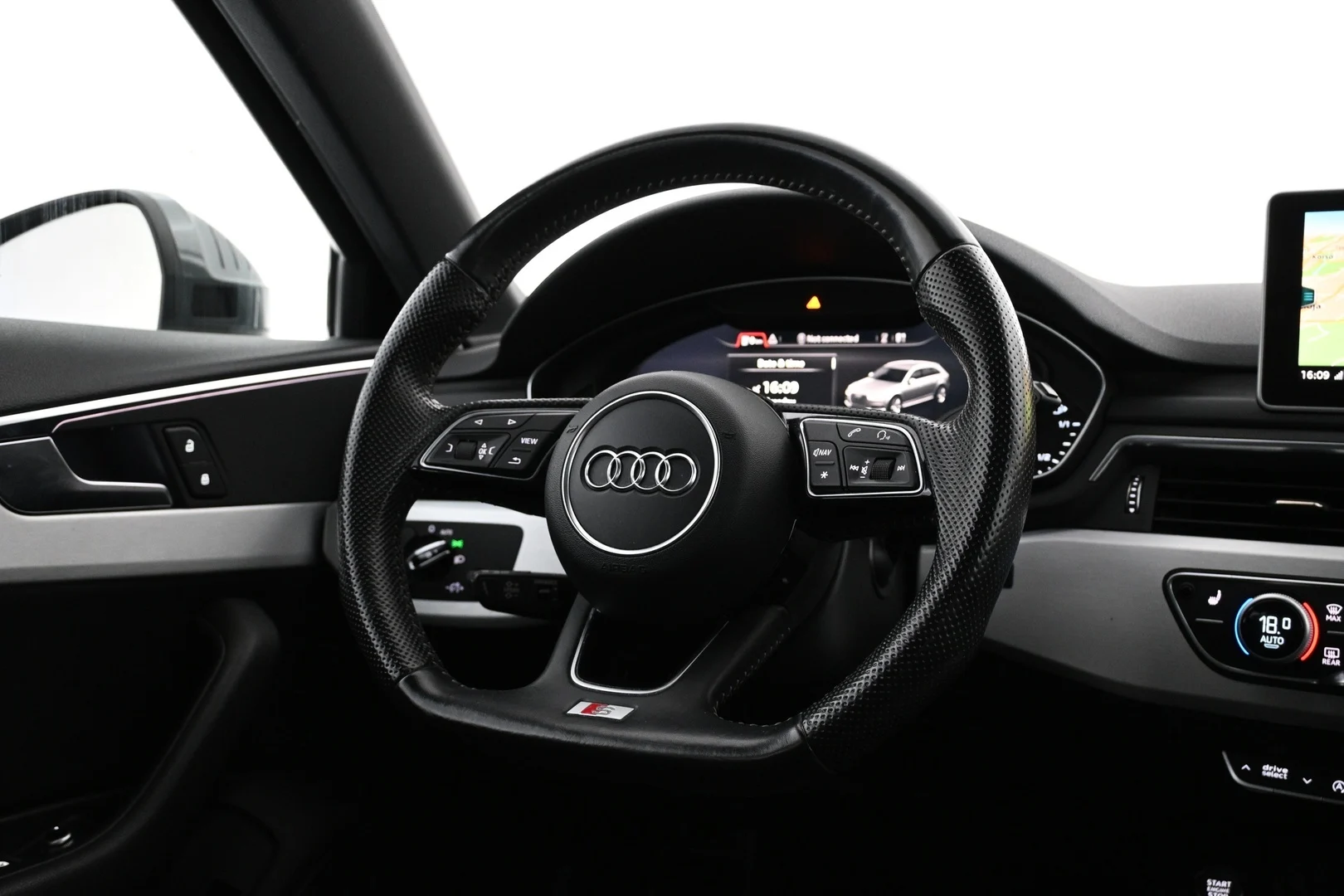 Car Image - 72StOPJf03eadYFa2x61jJ