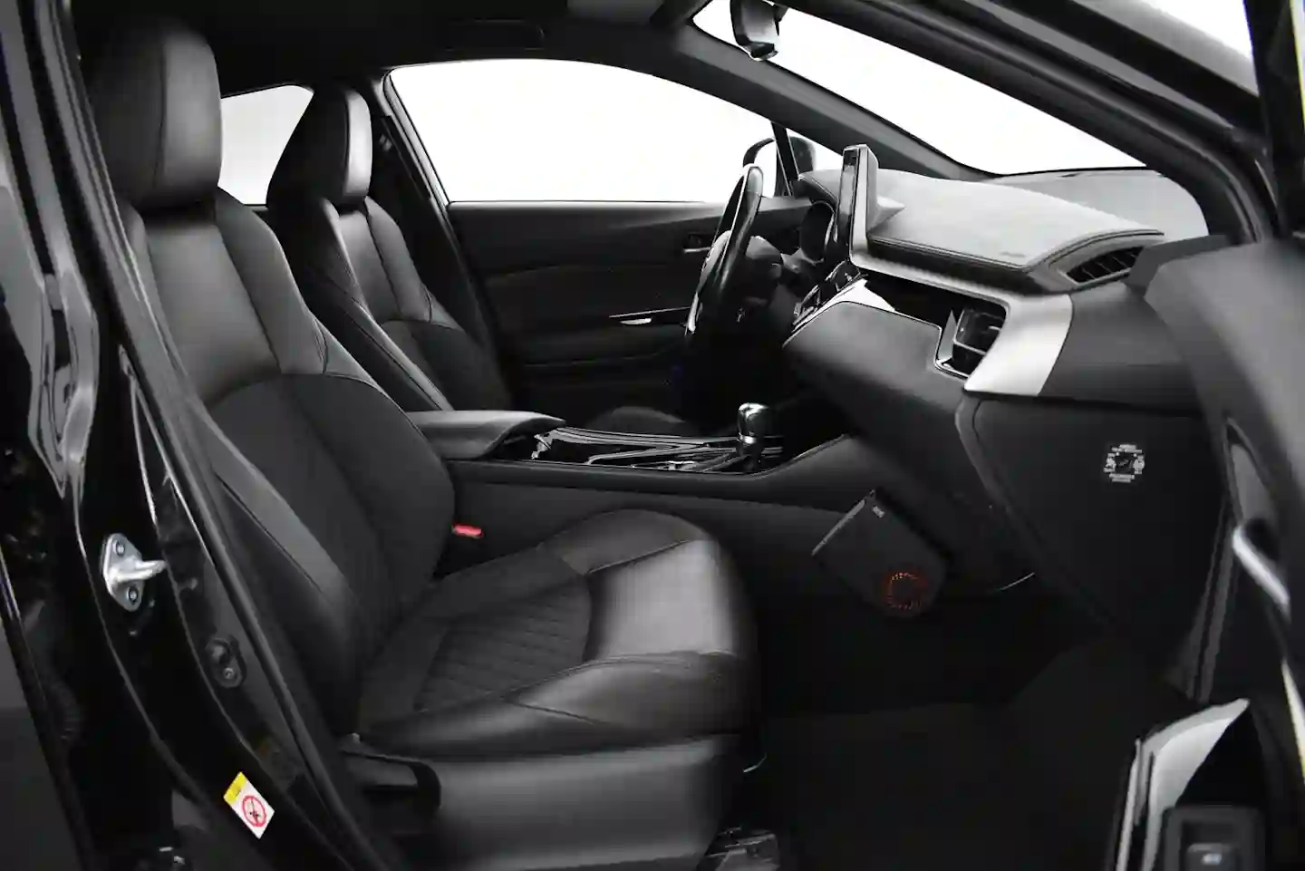 Car Image - 2zjyWRz54OQGqfQ31Uh4NJ