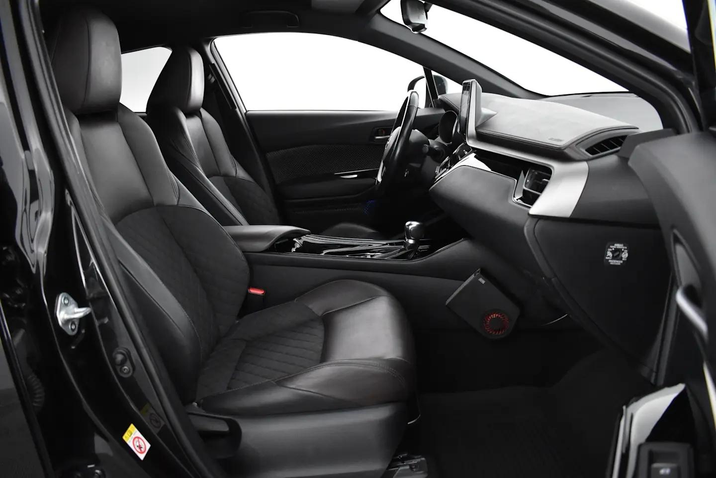 Car Image - 2zjyWRz54OQGqfQ31Uh4NJ