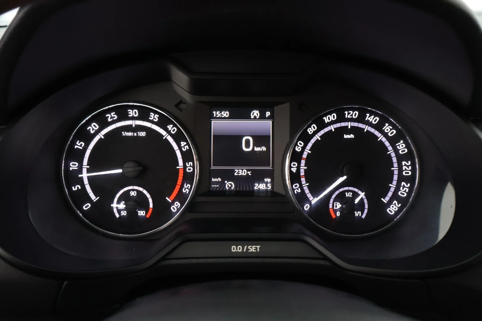 Car Image - 1jdSEFGFNhj0AUrSmadBki