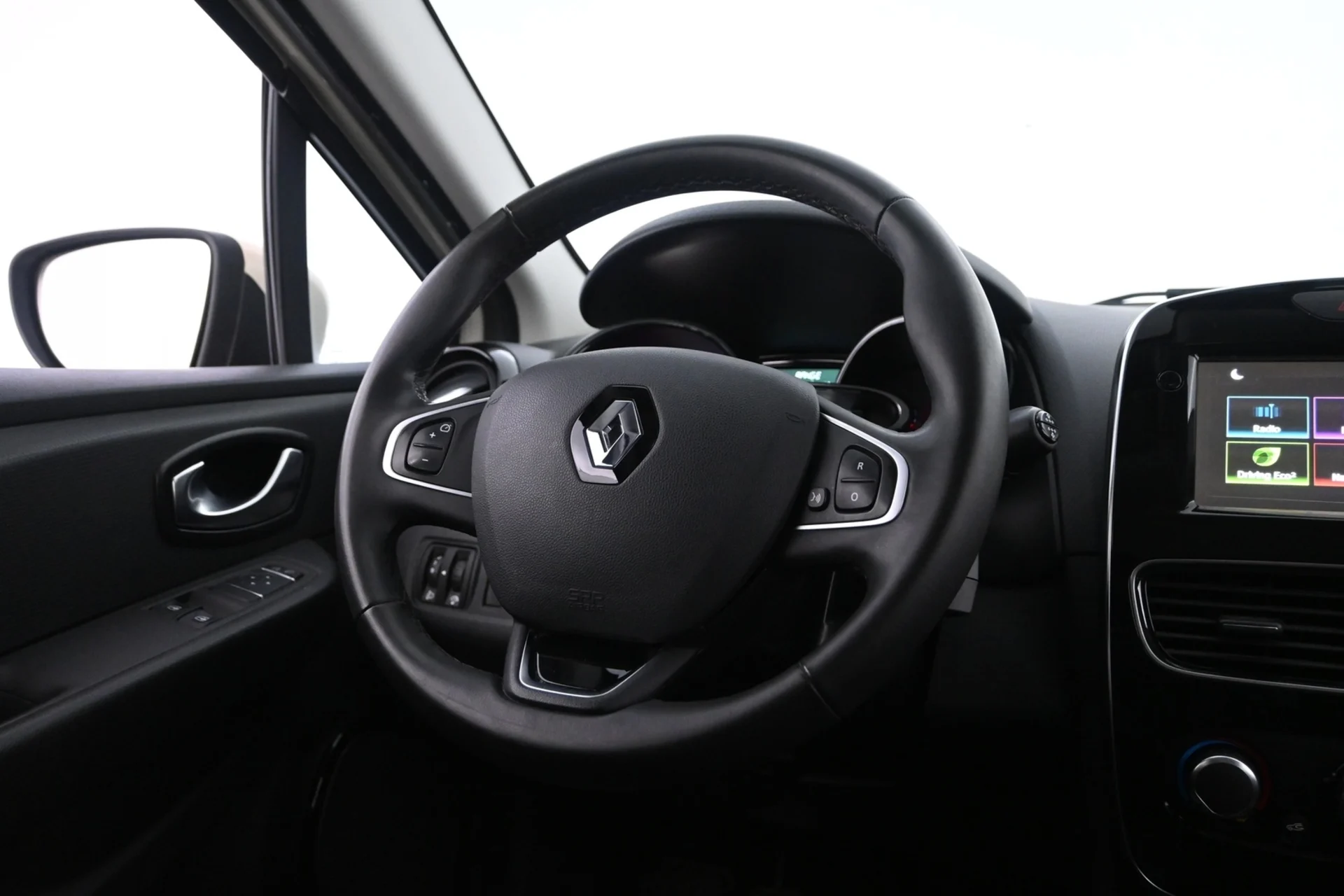 Car Image - 6I7uve8skDUnesyKcv6qs7