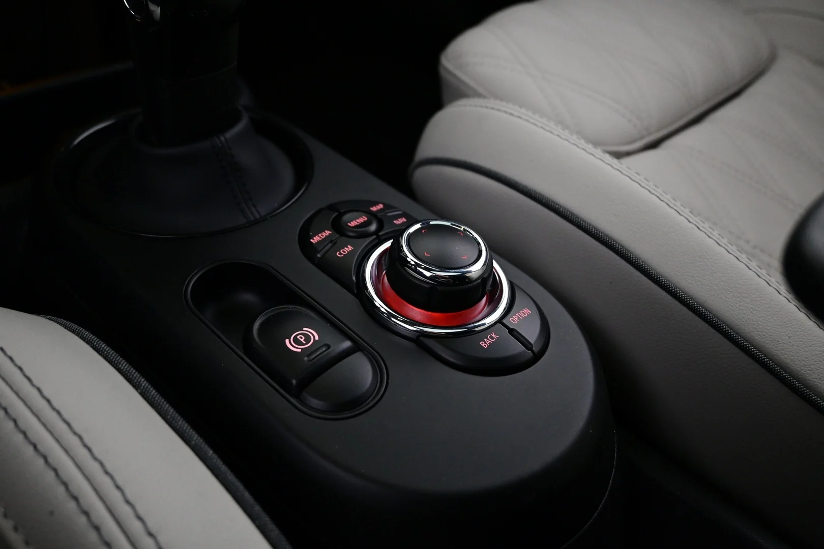 Car Image - 3gpPLHsBQEWrGCGRpIfZHS