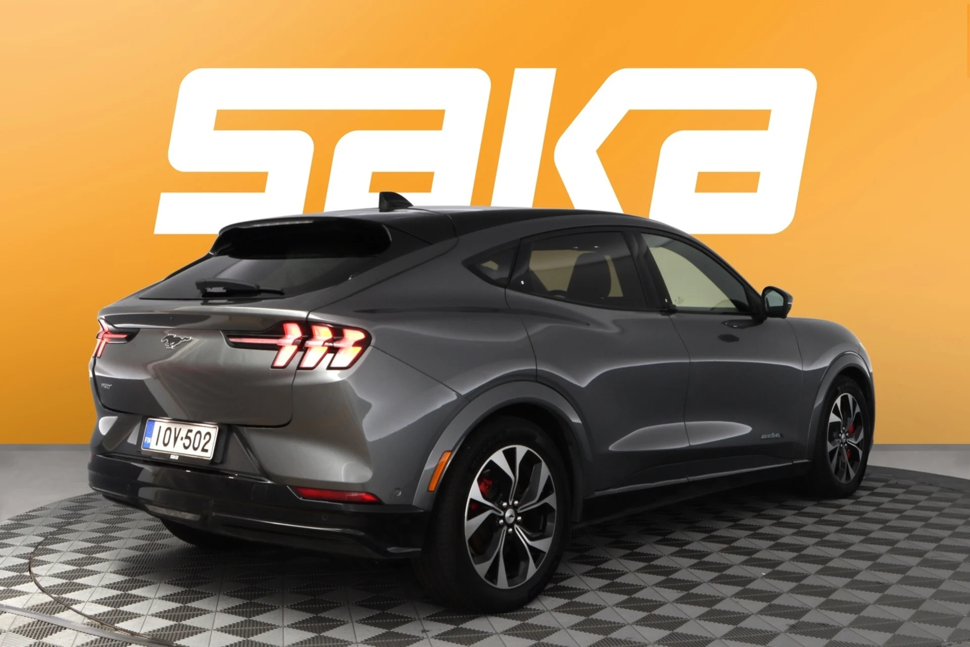 Car Image - 1gWGbEtB7a4UhqADKxf2Tz