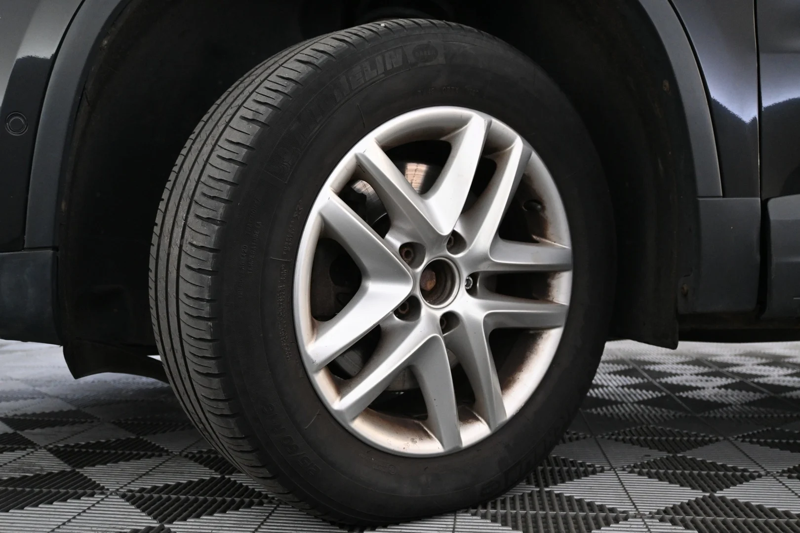 Car Image - 4QQjmN4ltjKFTYhWx8GJa7