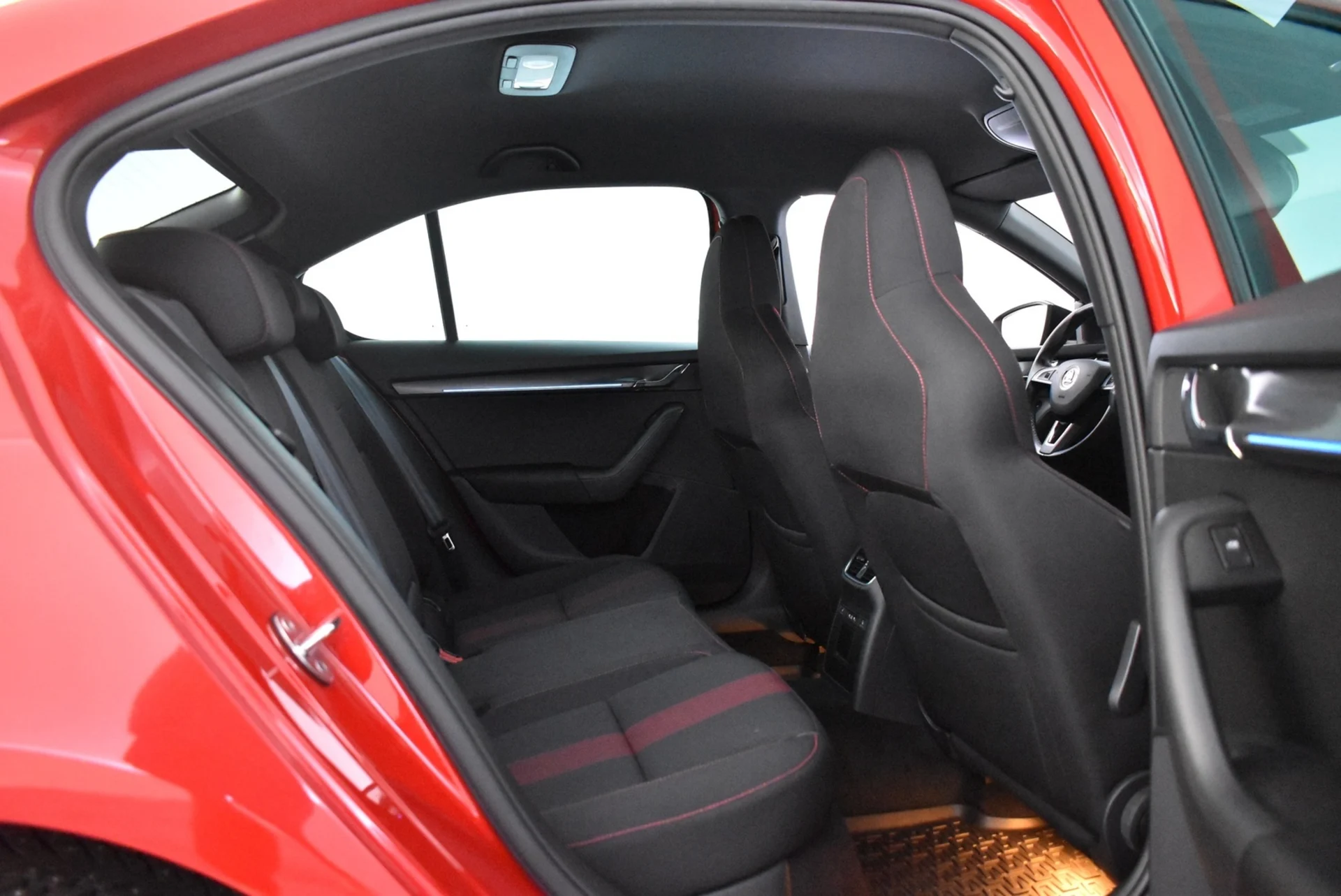 Car Image - 3HitpcVj0PMjXr7aUxHcCH