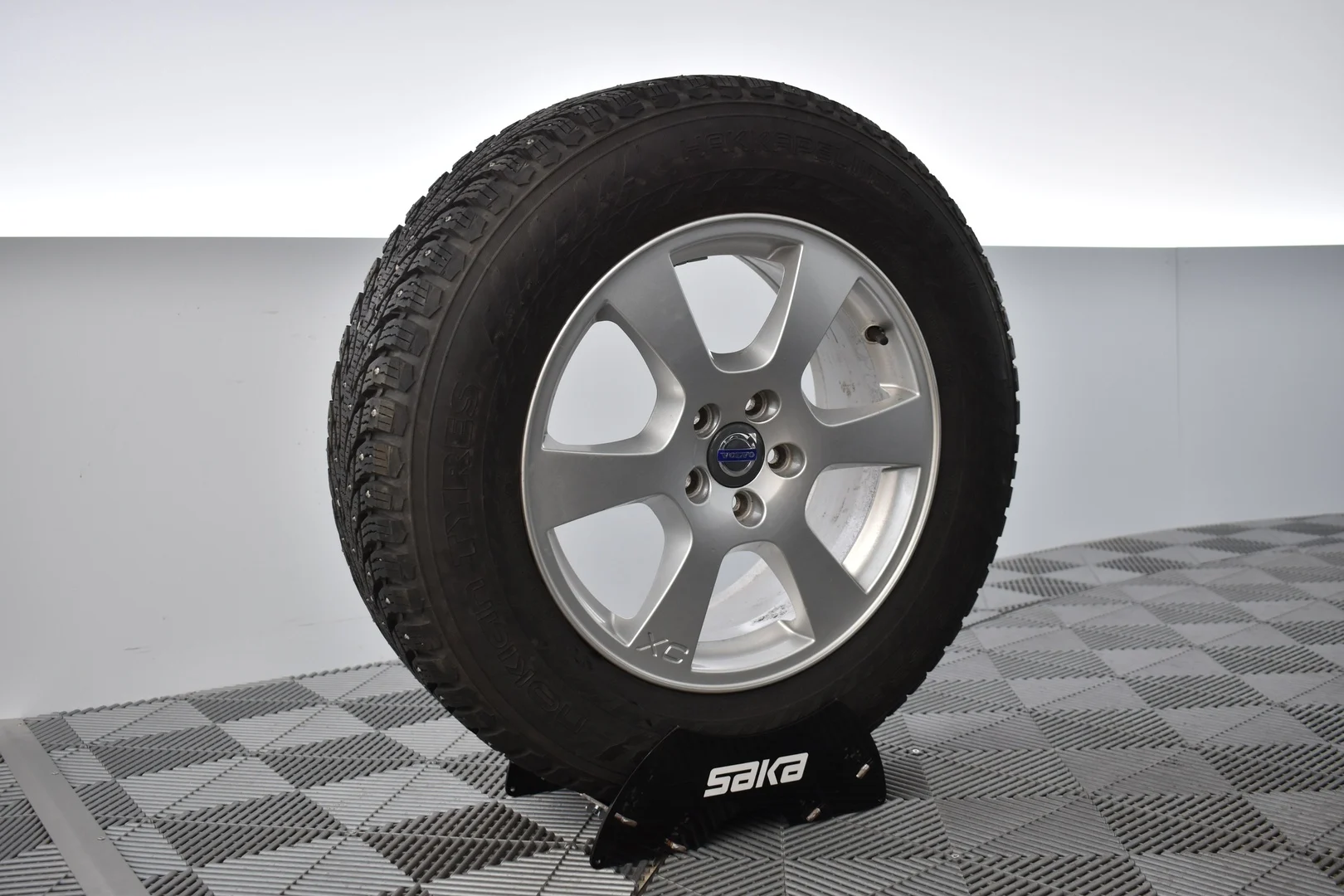 Car Image - 2EhyKUV5SdzWoVL4BIEgtF