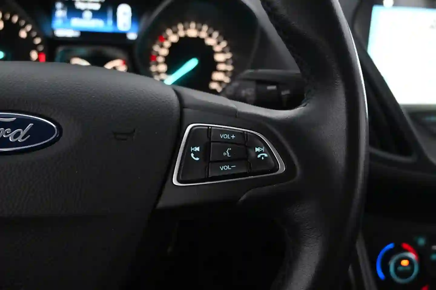 Car Image - 5wY5KBbtjqzTolco2OaoSe