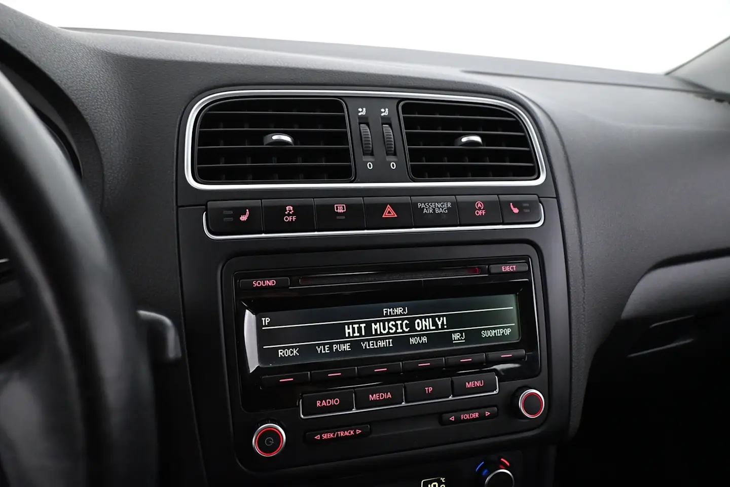 Car Image - 4p9zwhhqlZMiocGPmuuvZ3