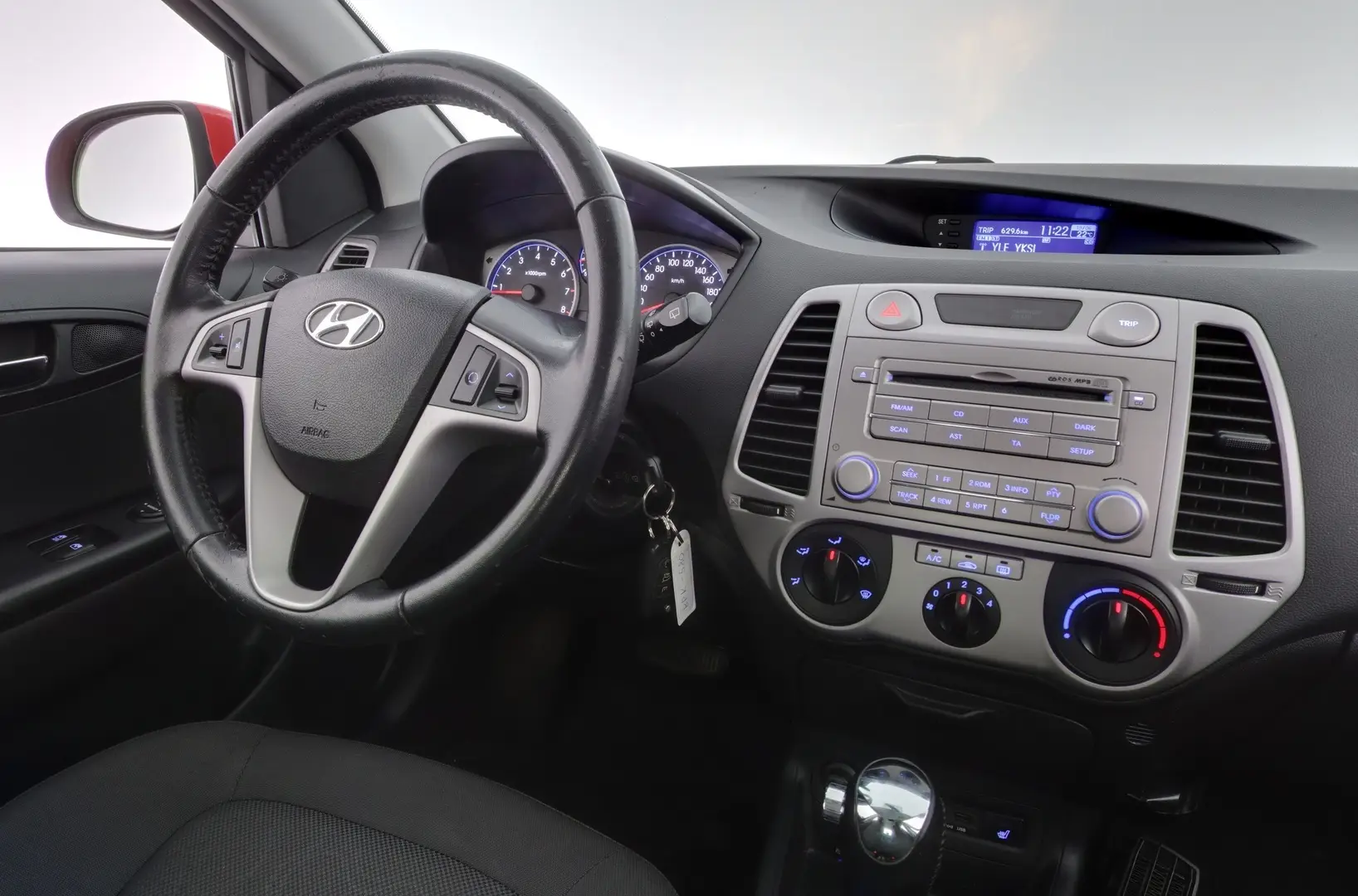 Car Image - TbObEnlqyZ7PuNFly5sY3