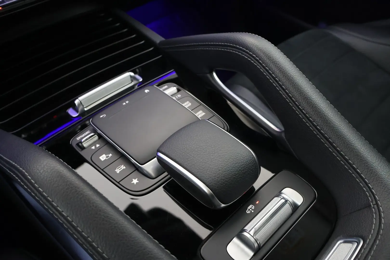 Car Image - 5vou8D39ZXgGYyjHpMGbuX