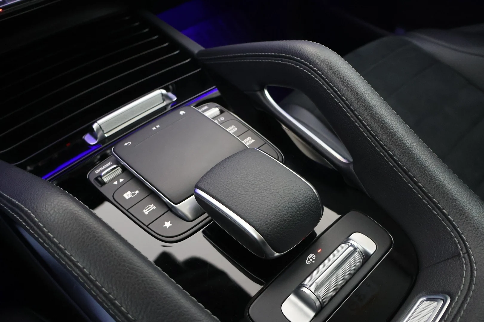Car Image - 5vou8D39ZXgGYyjHpMGbuX