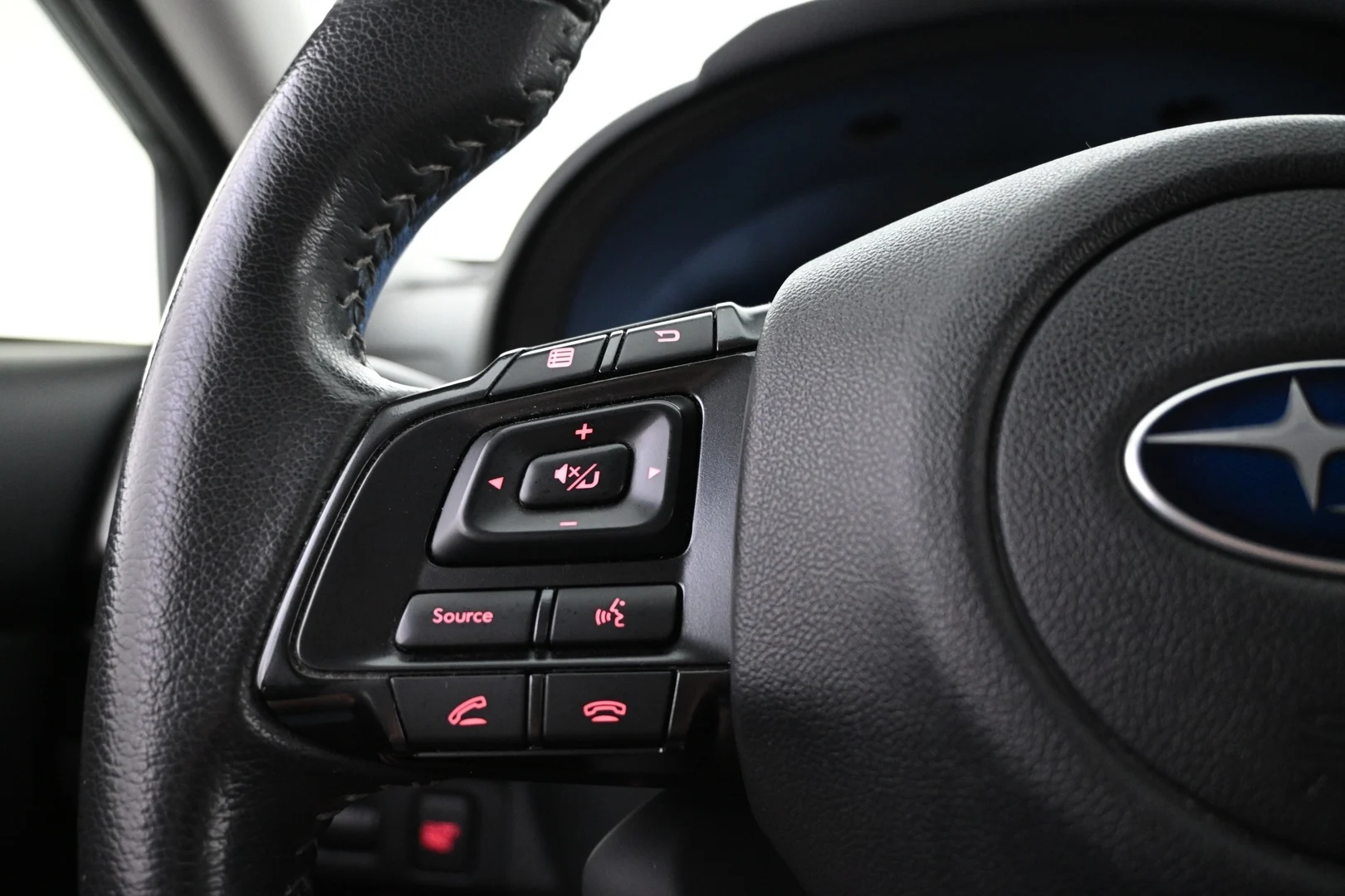Car Image - SG2bAirrxJIwd48lUeTaB