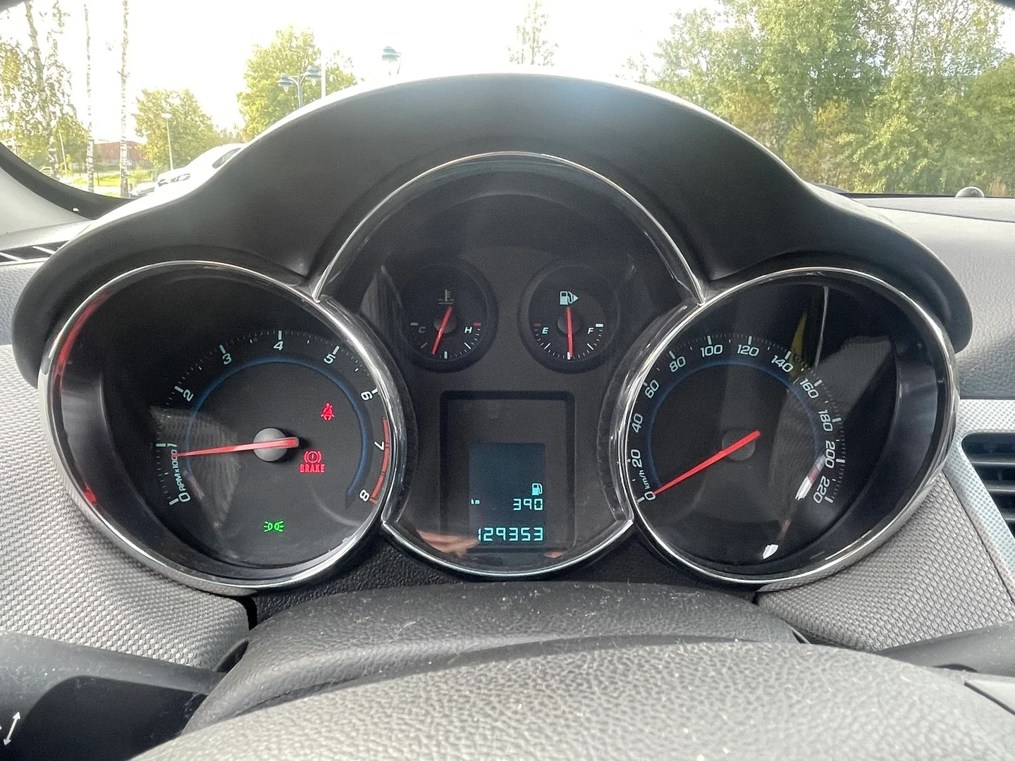 Car Image - 01uRYCk7lxETYk990QIWkW