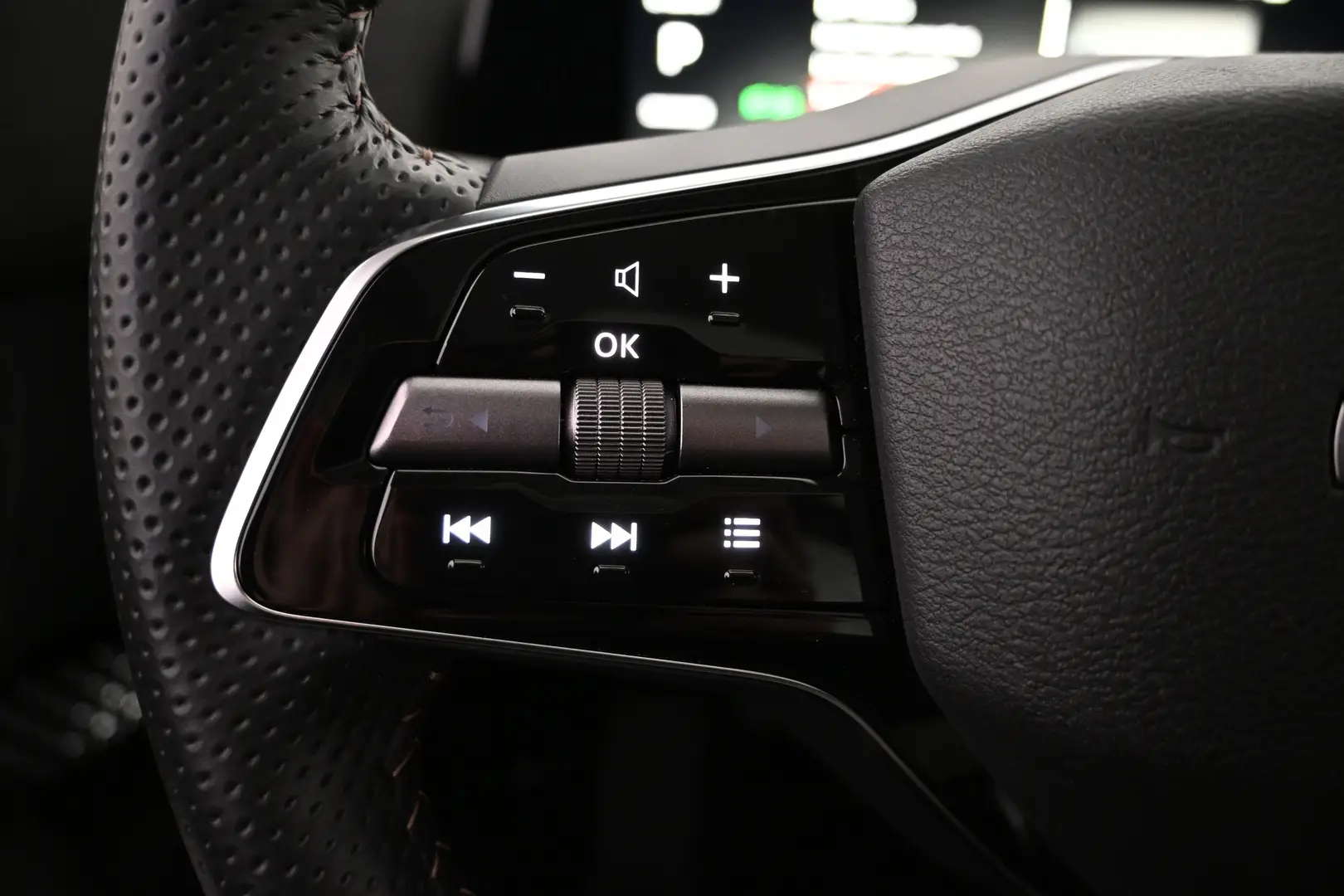 Car Image - 3buv8lZPNJabYHL6roycgK