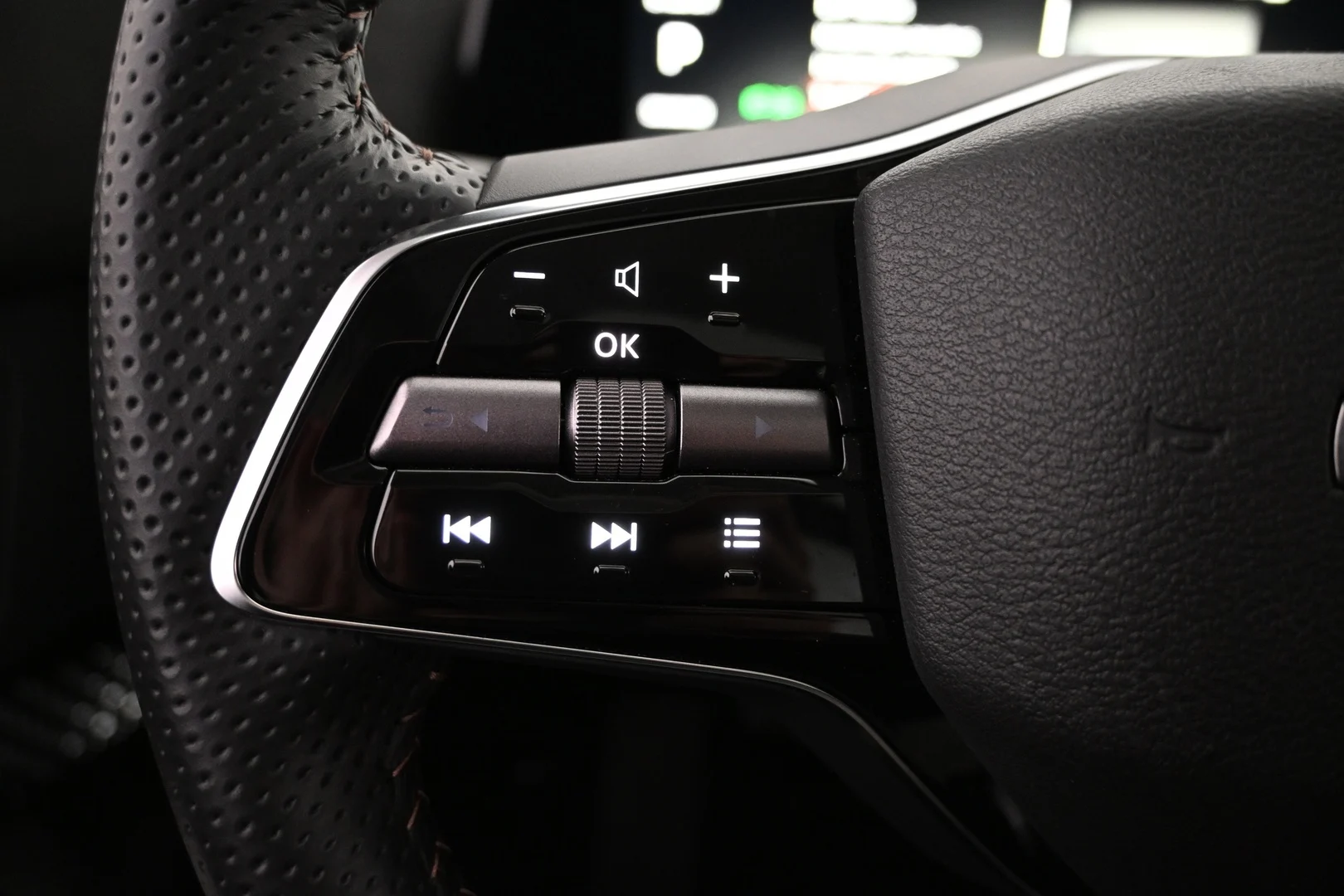 Car Image - 3buv8lZPNJabYHL6roycgK