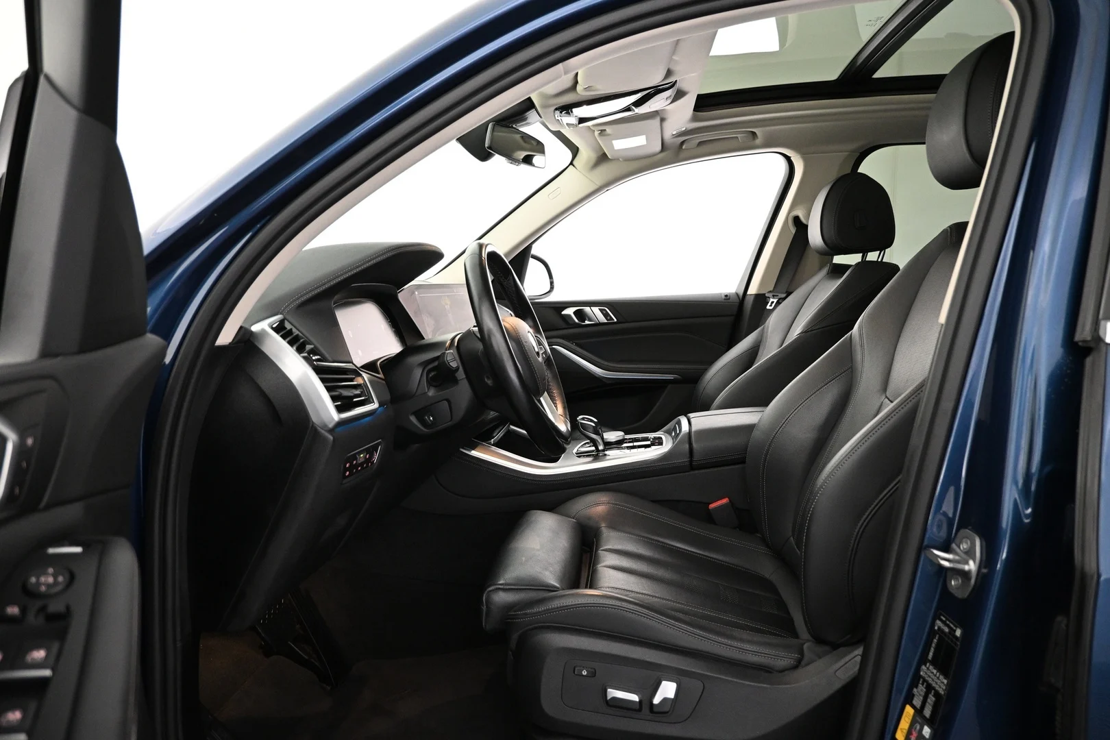 Car Image - 2Uiu79IUZ0EBfzUkx7Z2UZ