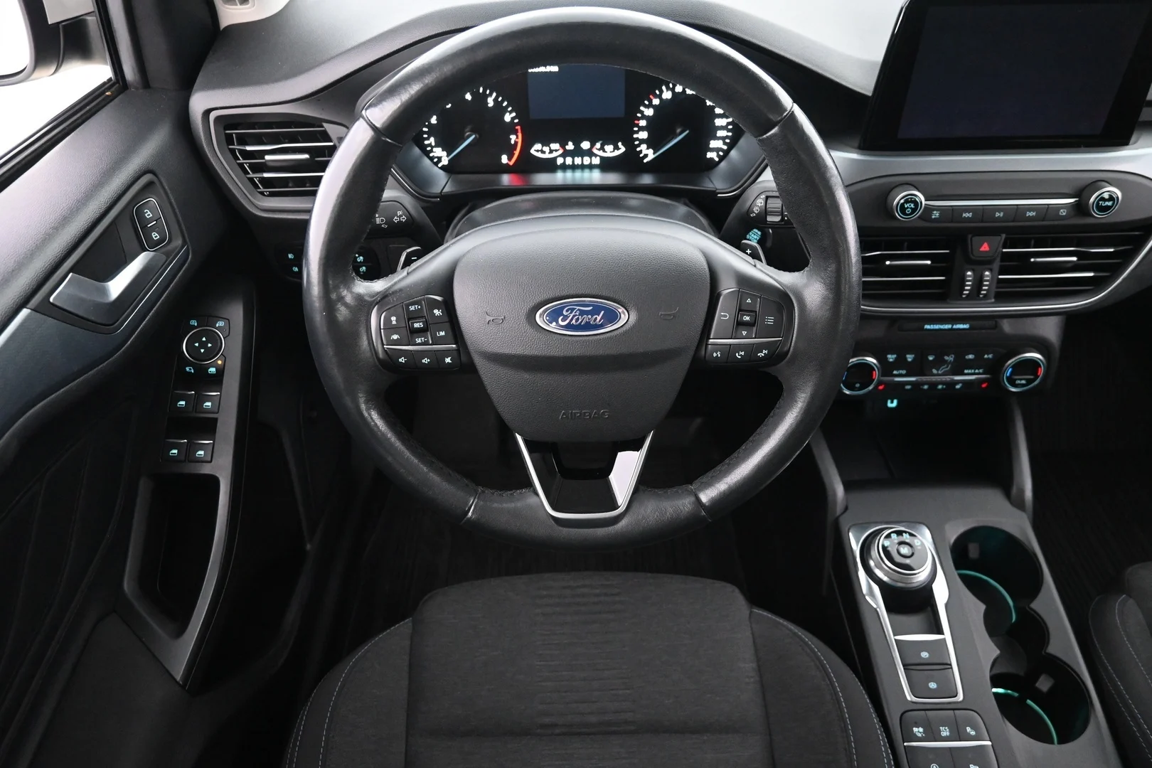 Car Image - 4My1VvHQuFdyeJdQvmVMUJ