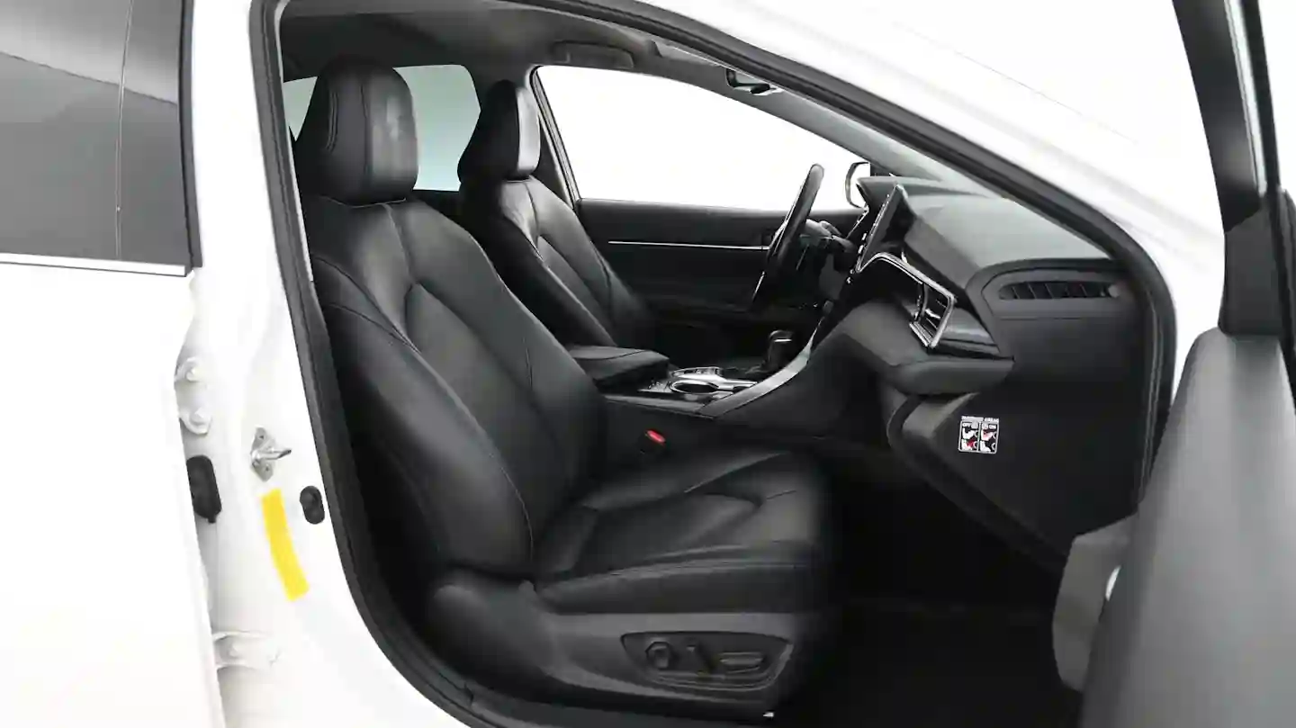 Car Image - 150EismucaAXxqDHkpjlg0