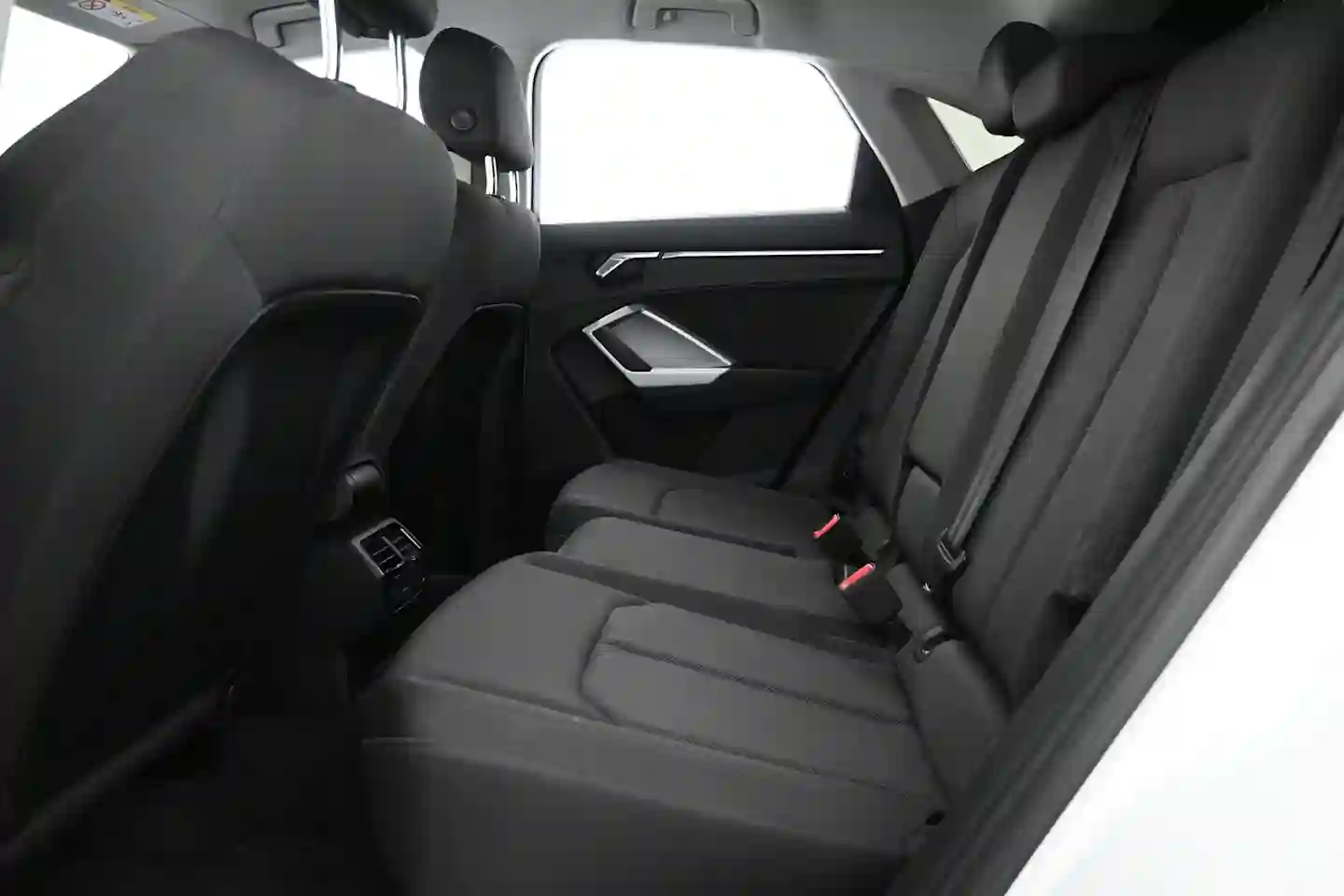 Car Image - NY9aKO604bFDlTcAHuh0f