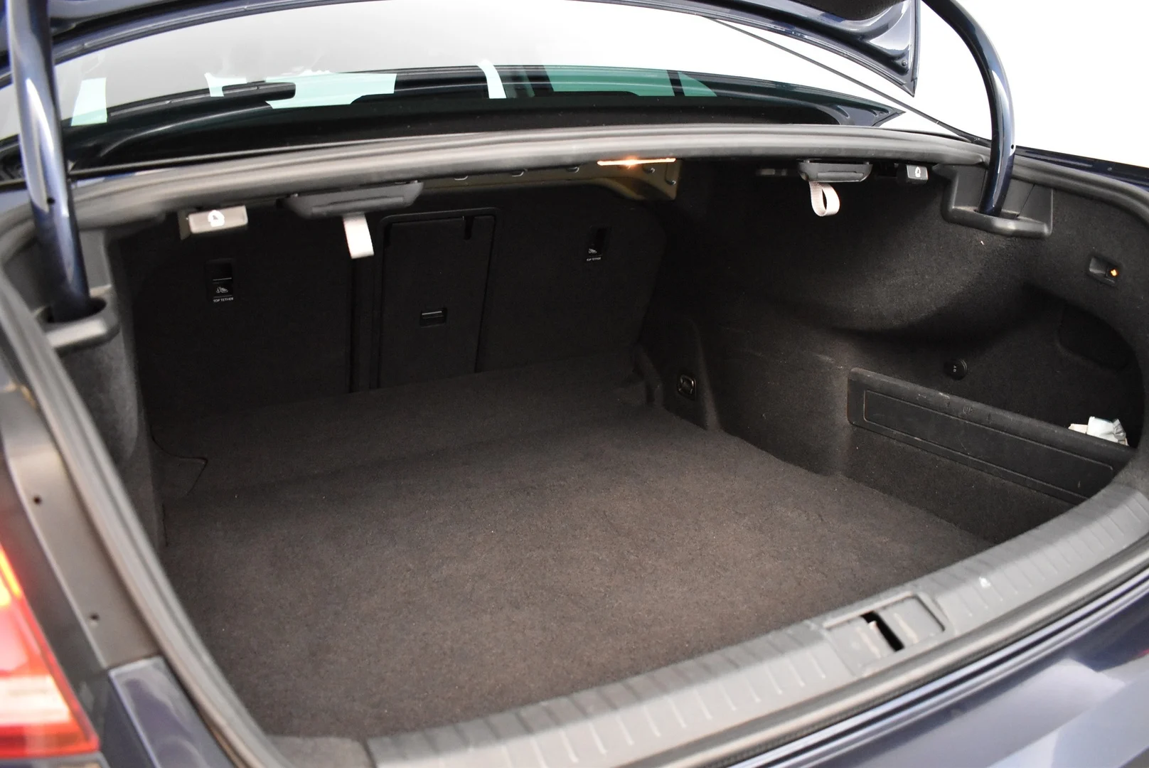 Car Image - 2AnmTQIm1AlWgr24JcXoxI