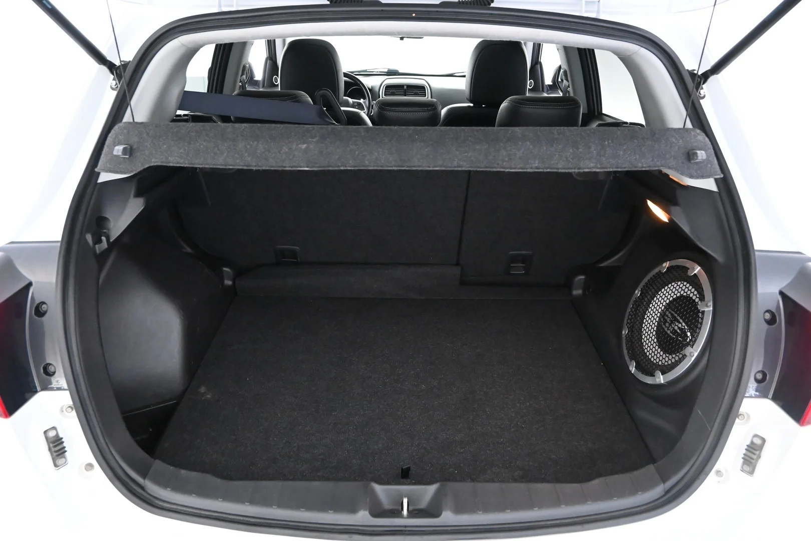 Car Image - 573veDCOm8GS19gC7bEelj