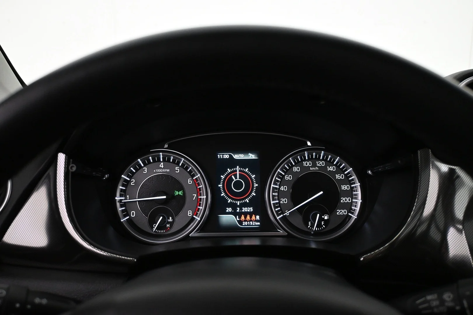 Car Image - 393NHazMXLg35TceCa4sGV