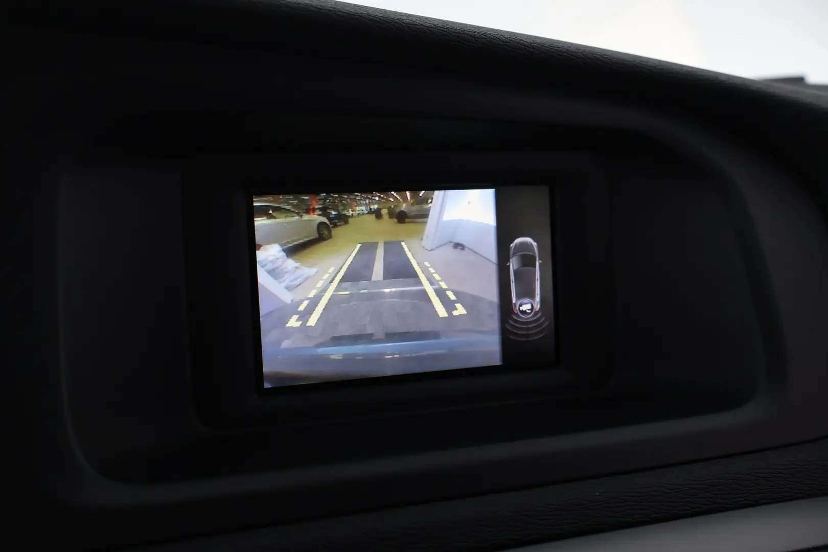 Car Image - 5VVjTj5PIbEMEqCtAG4O22