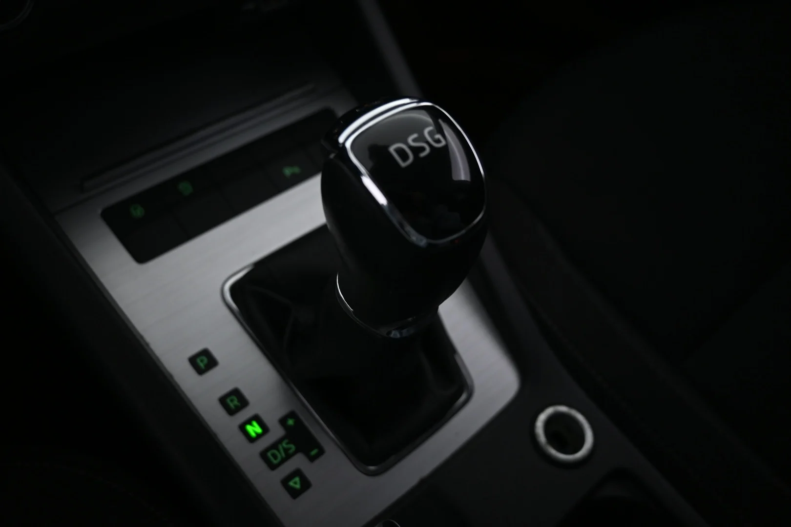 Car Image - 1v2mK1QNnjRSGqeMiF93nv