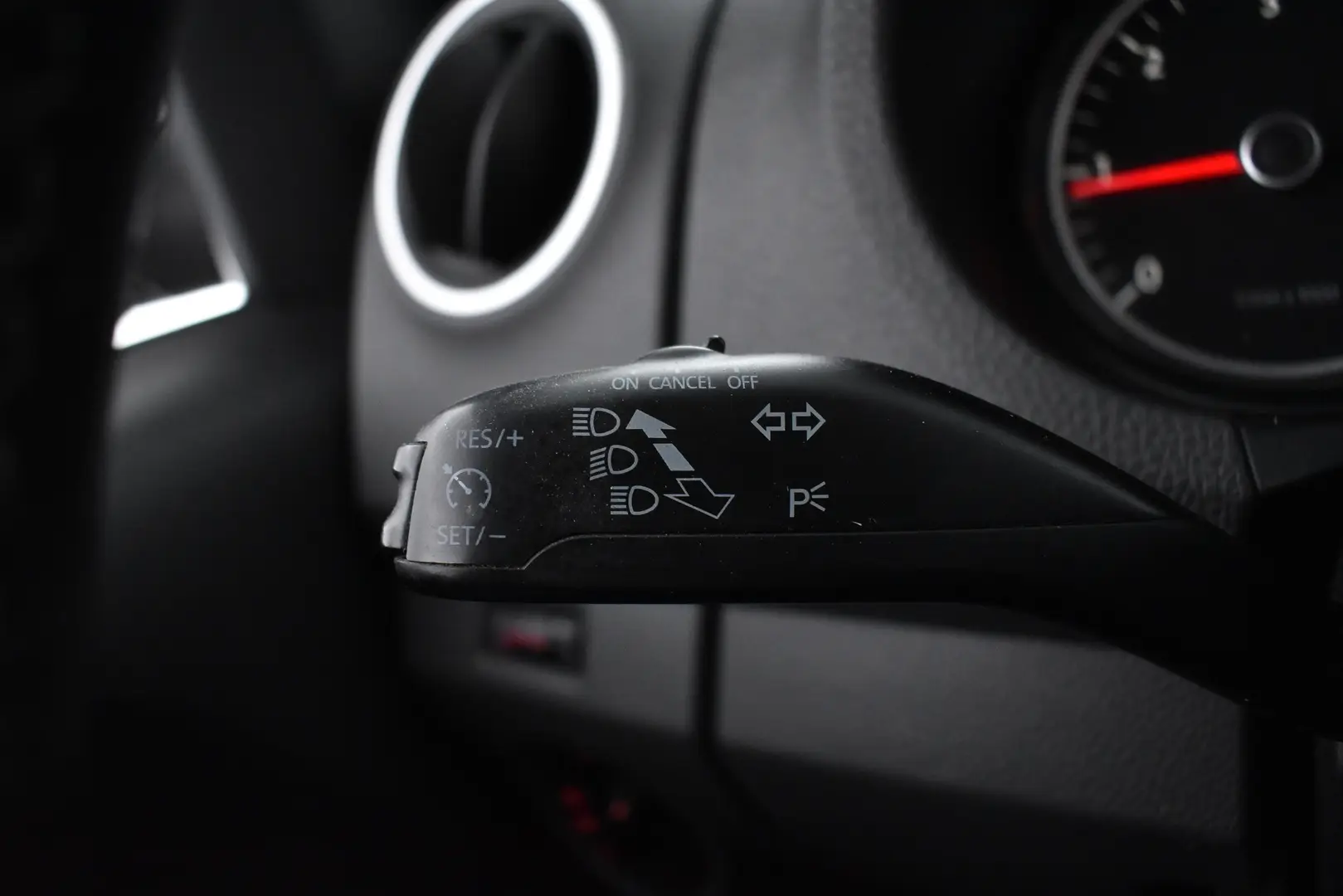 Car Image - 1h1WcGNwmrborkENWJstgp