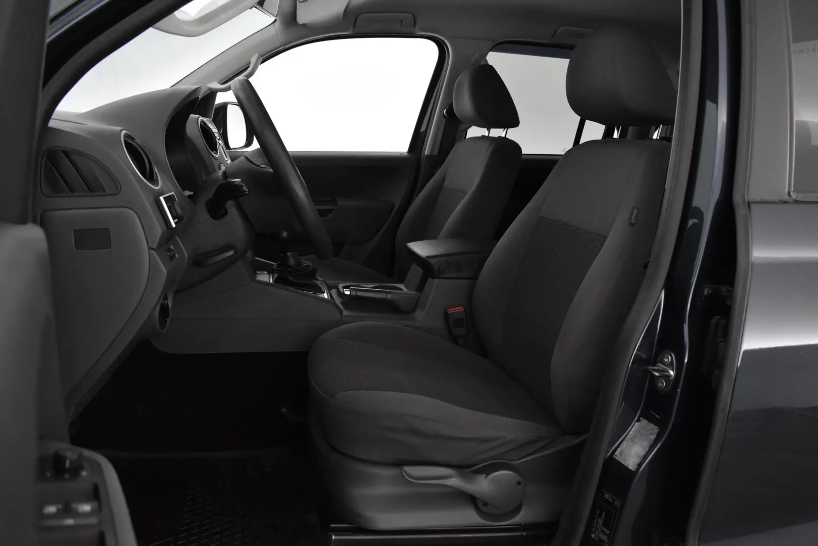 Car Image - 2AJQhQgKShh5RRzJ0l1aKI