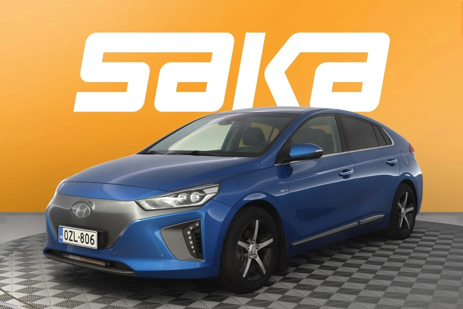 Car Image - 6R7JnstNLaDc9QaJjiTSiQ