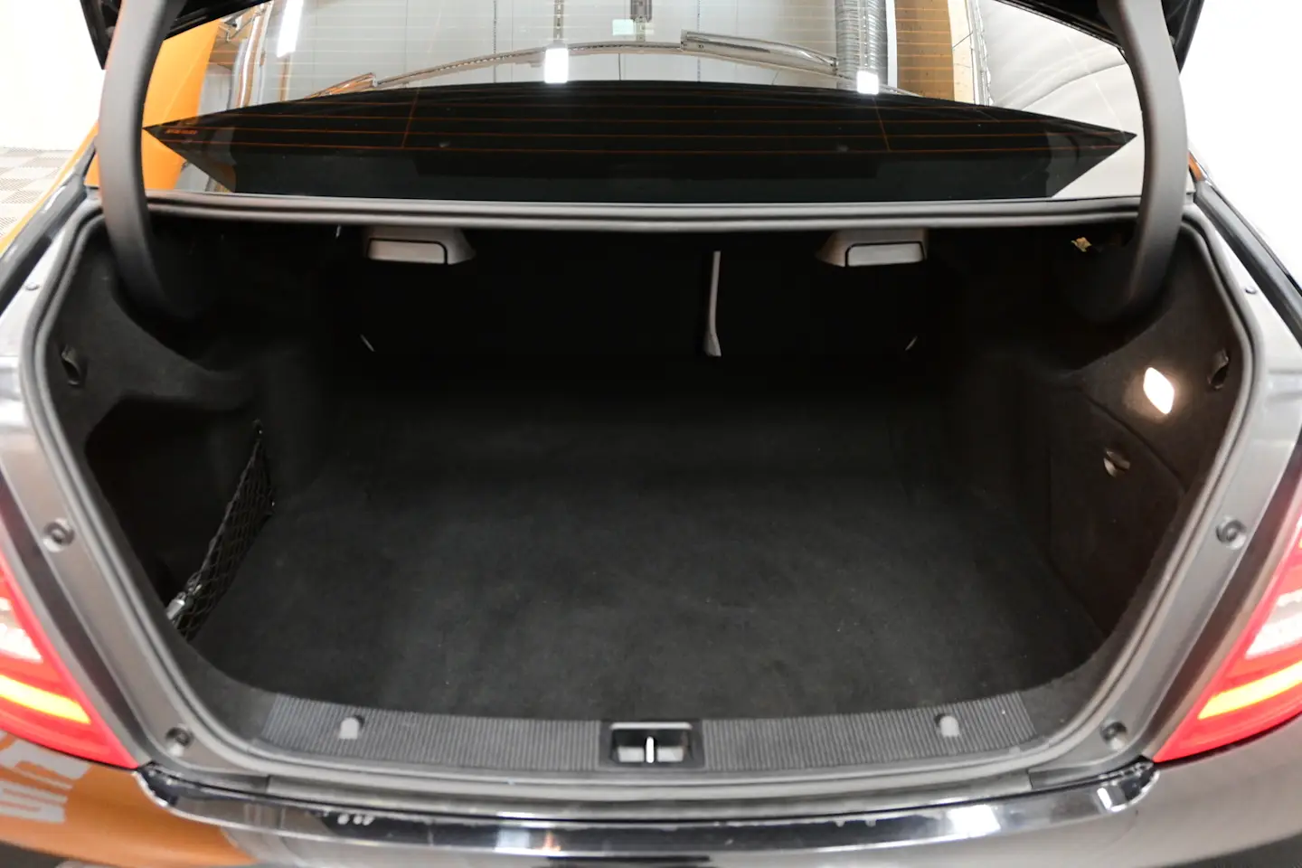 Car Image - 3fWj8c9gbLnb9A818AOroy