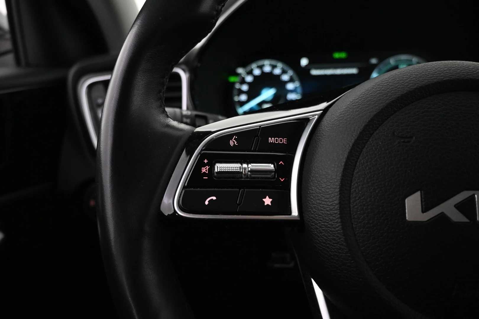 Car Image - 1o9l3tV8ncxQONWRhGO3R1