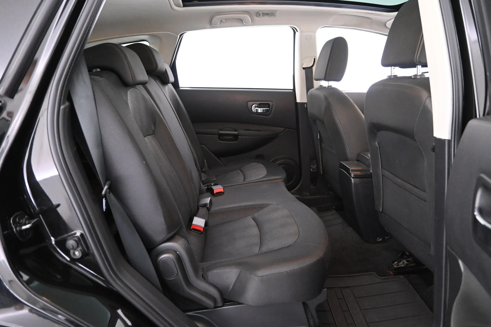 Car Image - 394540sqzDZ7n6jpM6PrEA