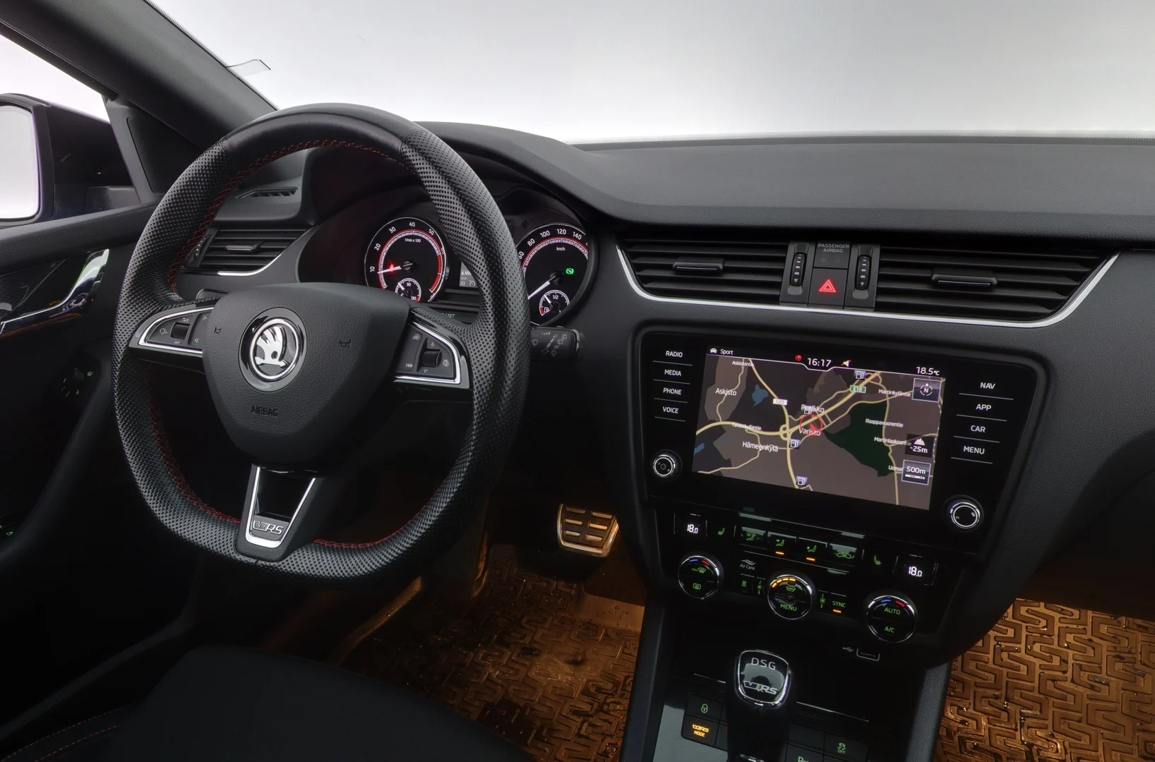 Car Image - 15xZHP7XWqQcyAKsmbYCPw