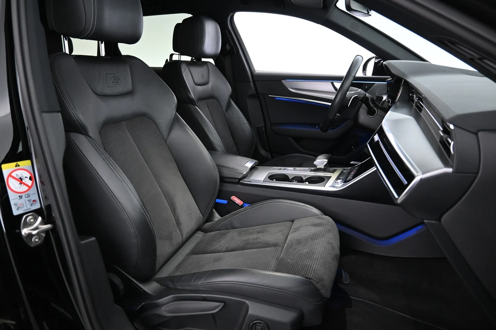 Car Image - 4sOFYL55THOnpnwQsZeAHy