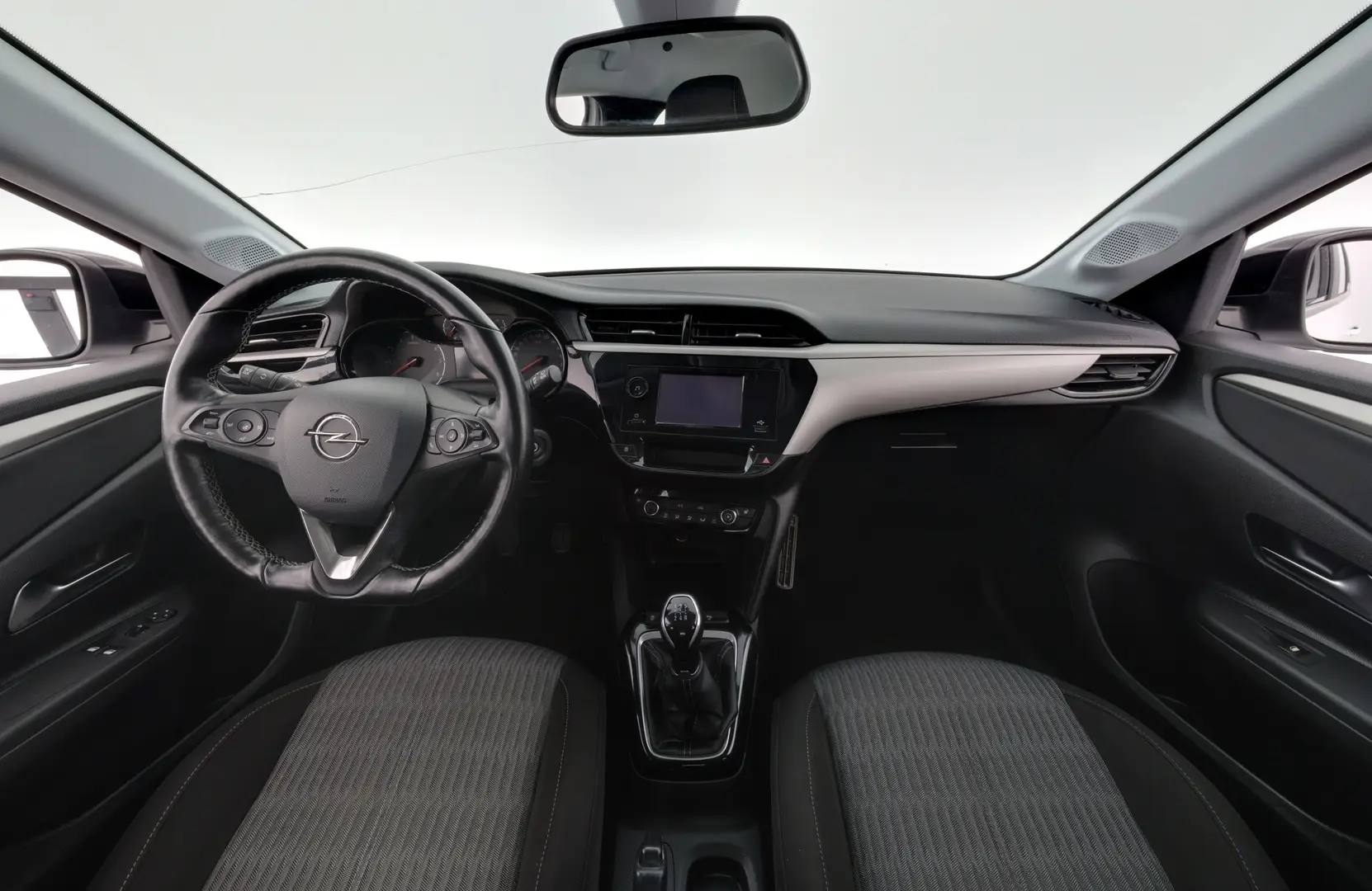 Car Image - 2B50P9udgfhTqeIofz3SJF