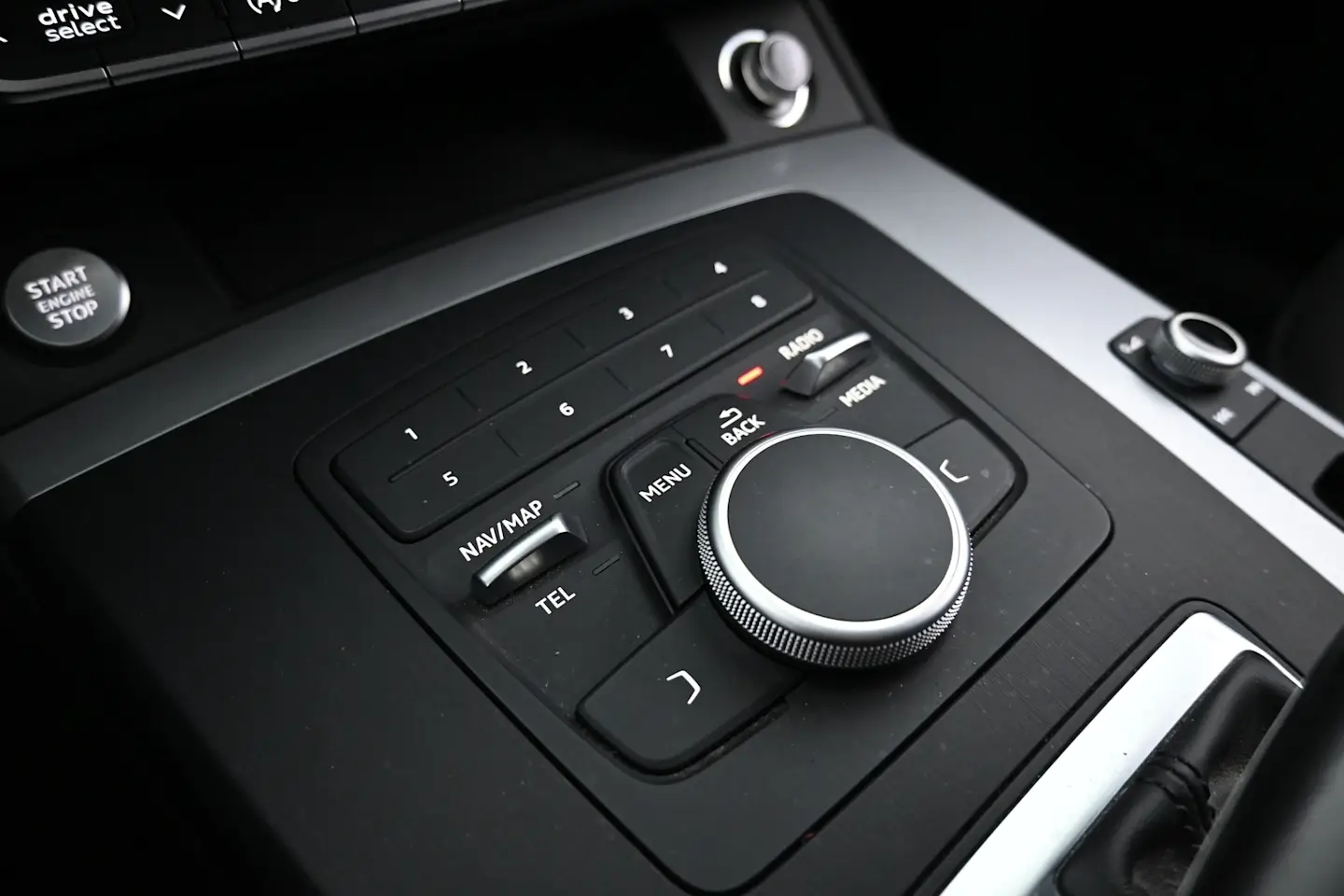Car Image - 2CnLq8KtMV1dU9yyAWlHMA