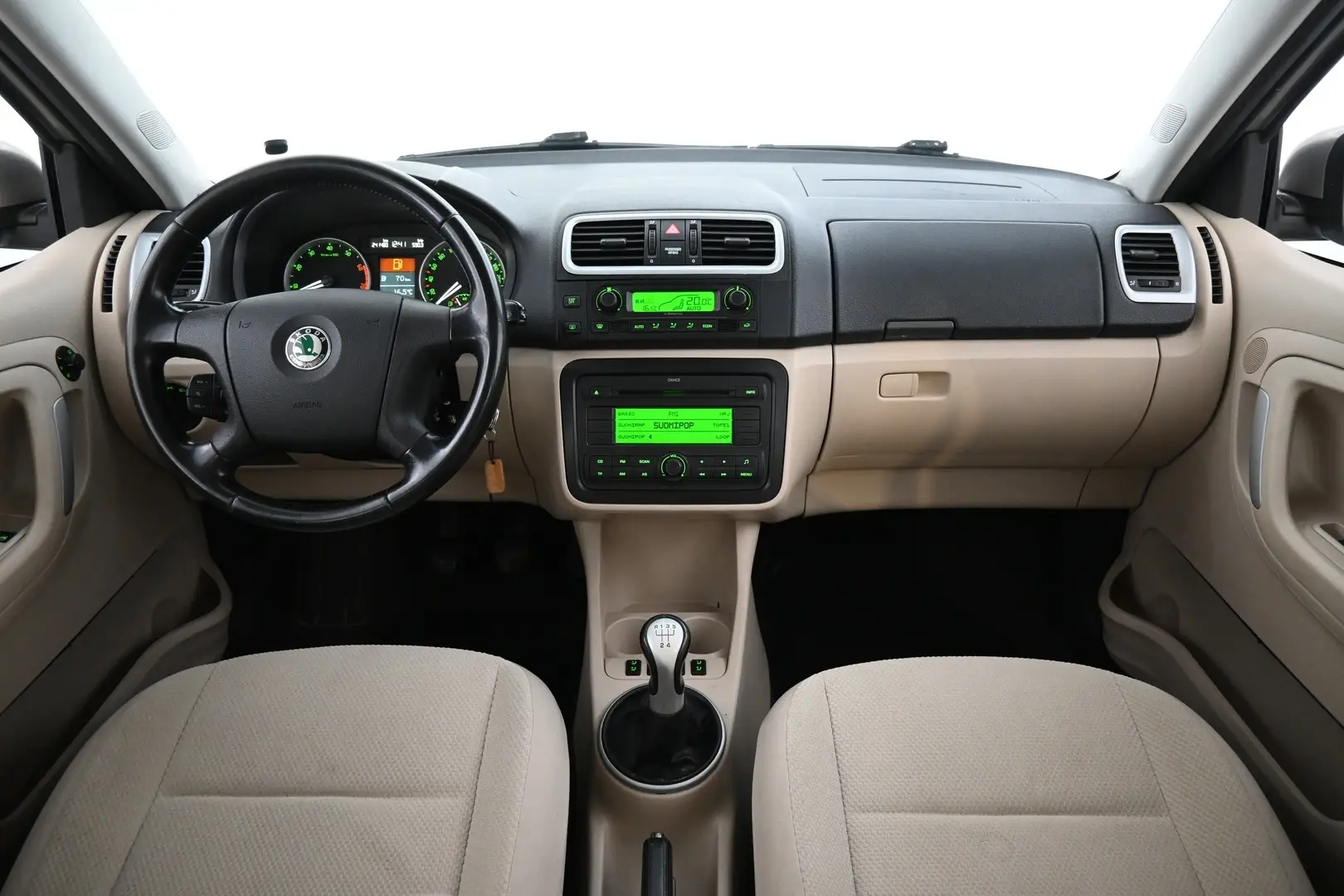 Car Image - 6CzBRh9jLtoqnTnJ8Pdc8V