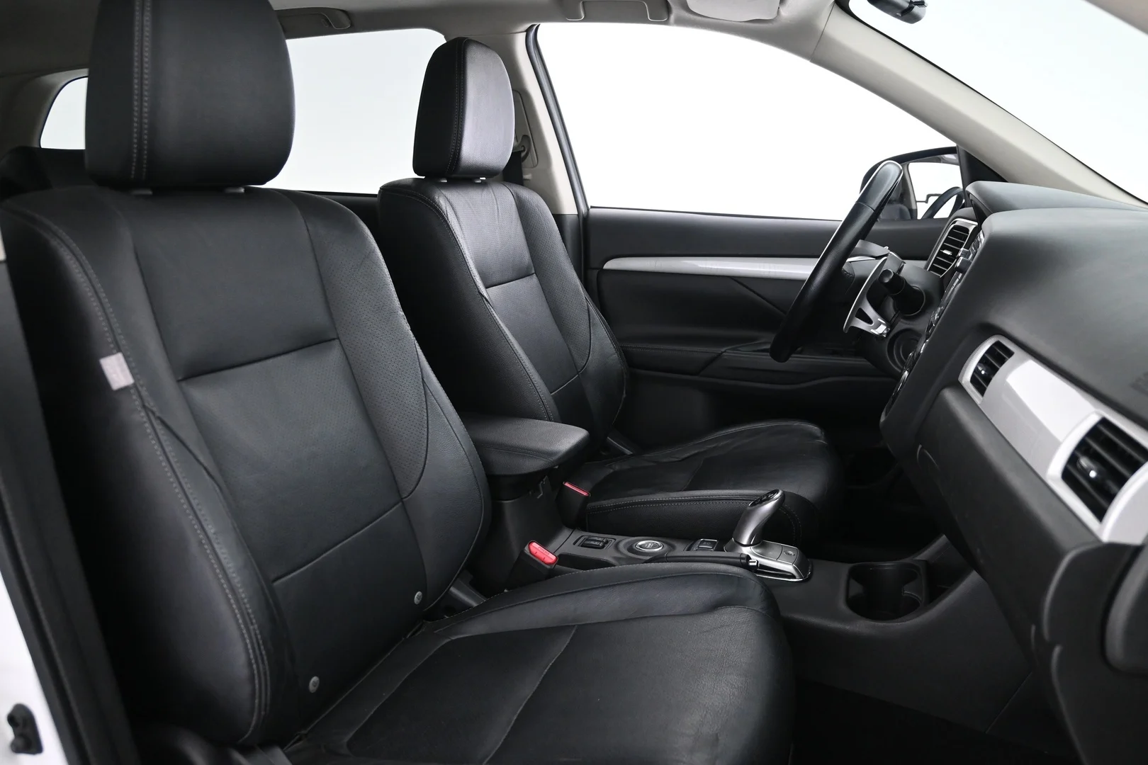 Car Image - 1X8LtAJHPhUQpa1EXYiyA6